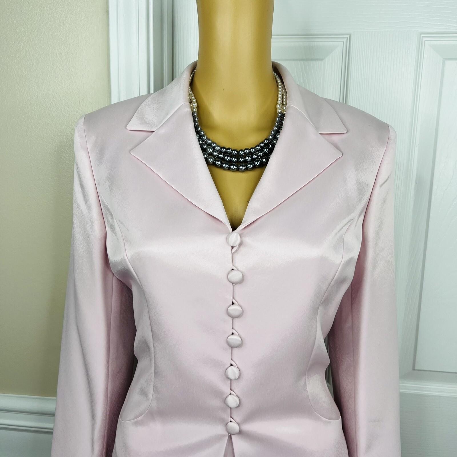 10-3923.jpg Le Suit Polyester Skirt Suit Size 10P Pink Notch Collar Bell Sleeves 2PC New