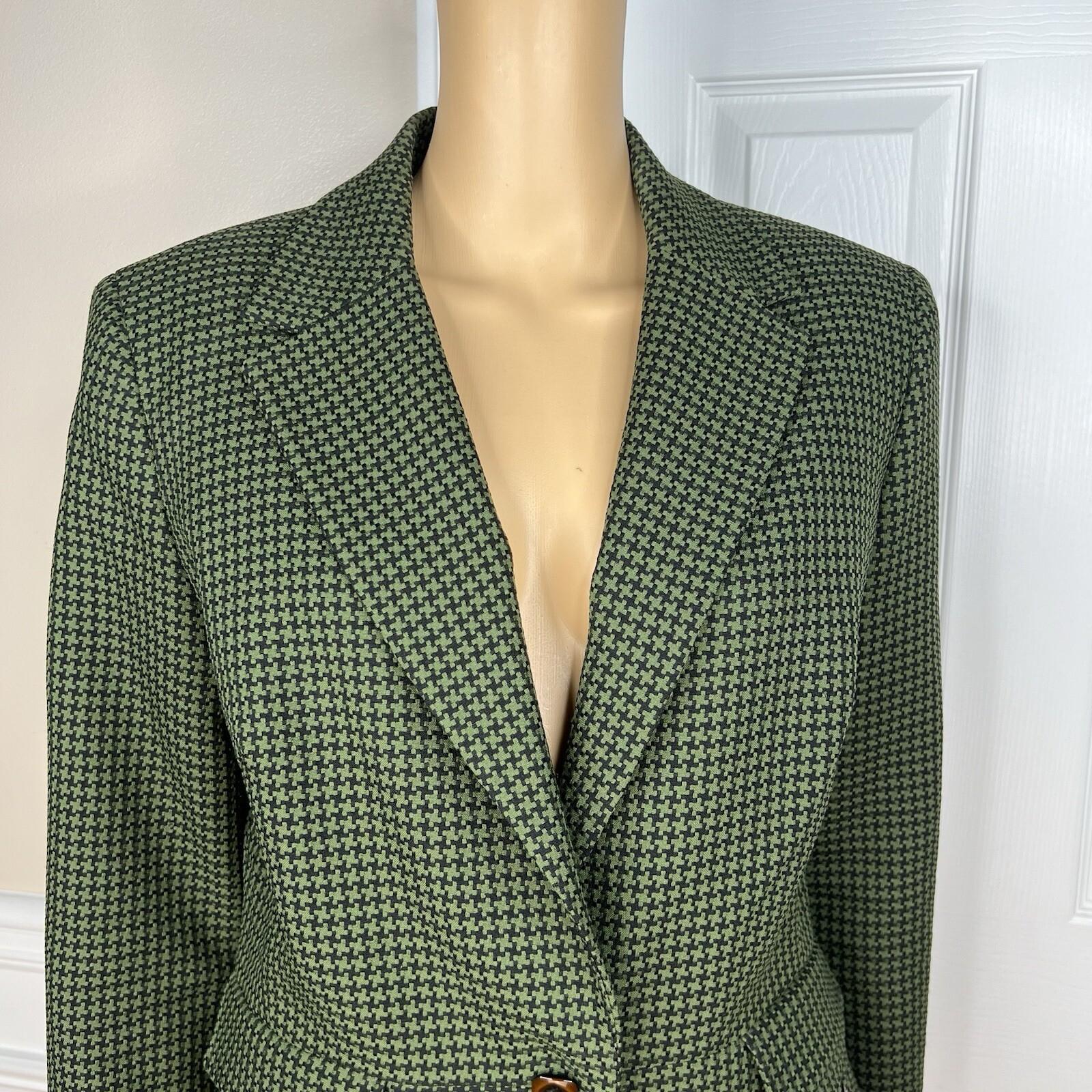 LARRY LEVINE Polyester Skirt Suit Size 12 Green Black Lined Houndstooth 2PC