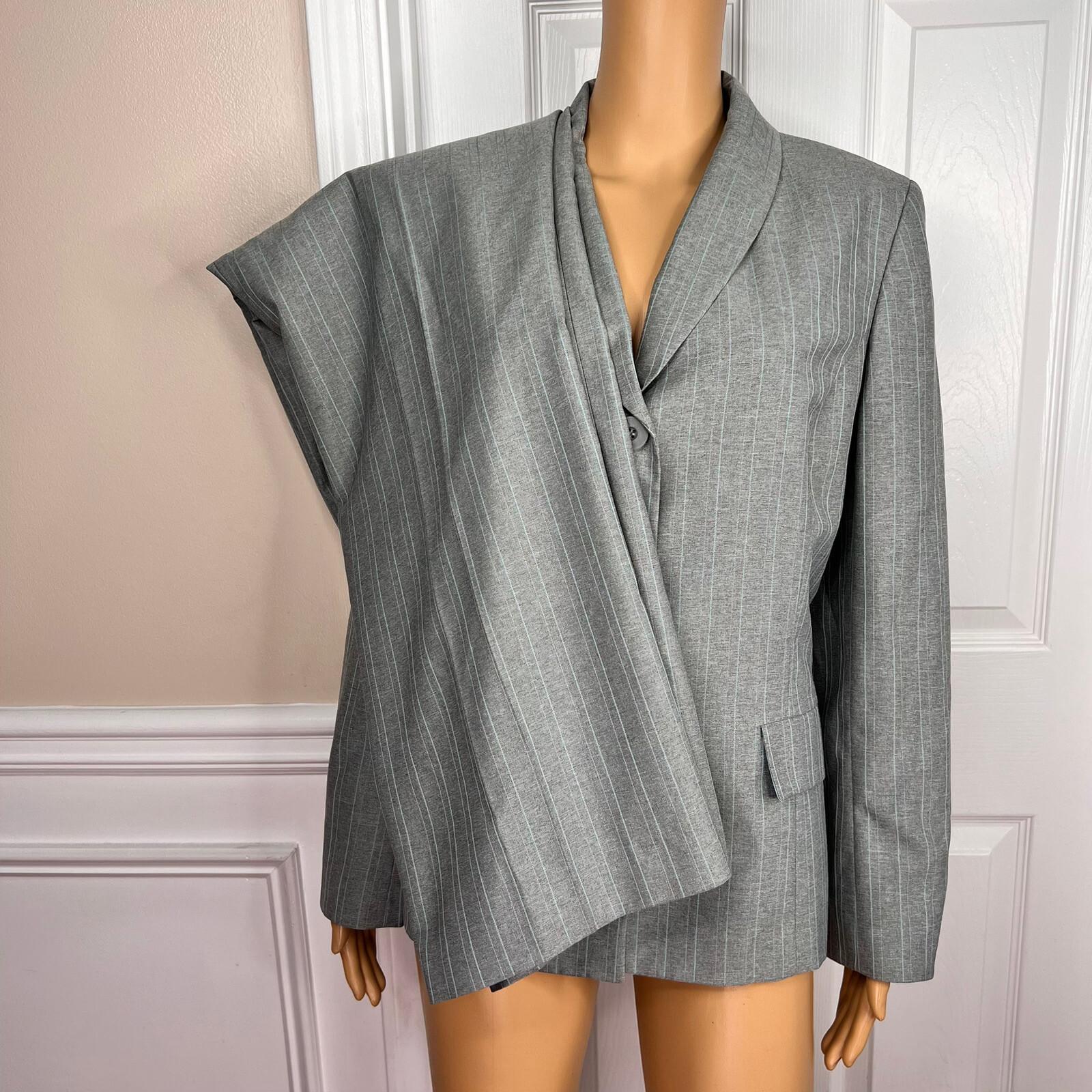 JONES WEAR Women 2PC Gray Striped Polyester Lined Business Pant Suit Size 12