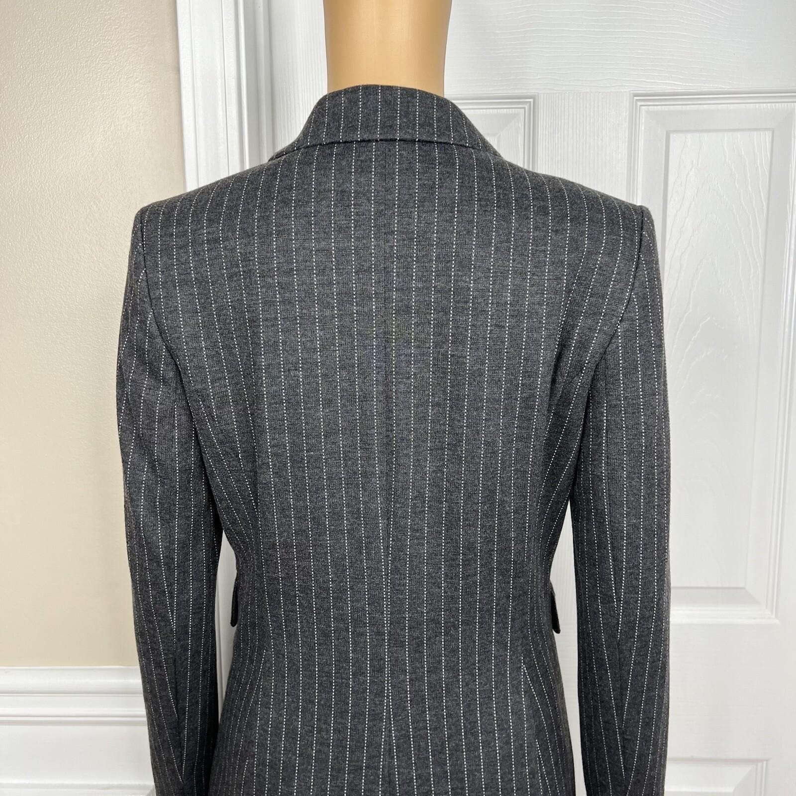Tommy Hilfiger Rayon Polyester Spandex Skirt 4 Suit 2 Gray Striped 2PC New