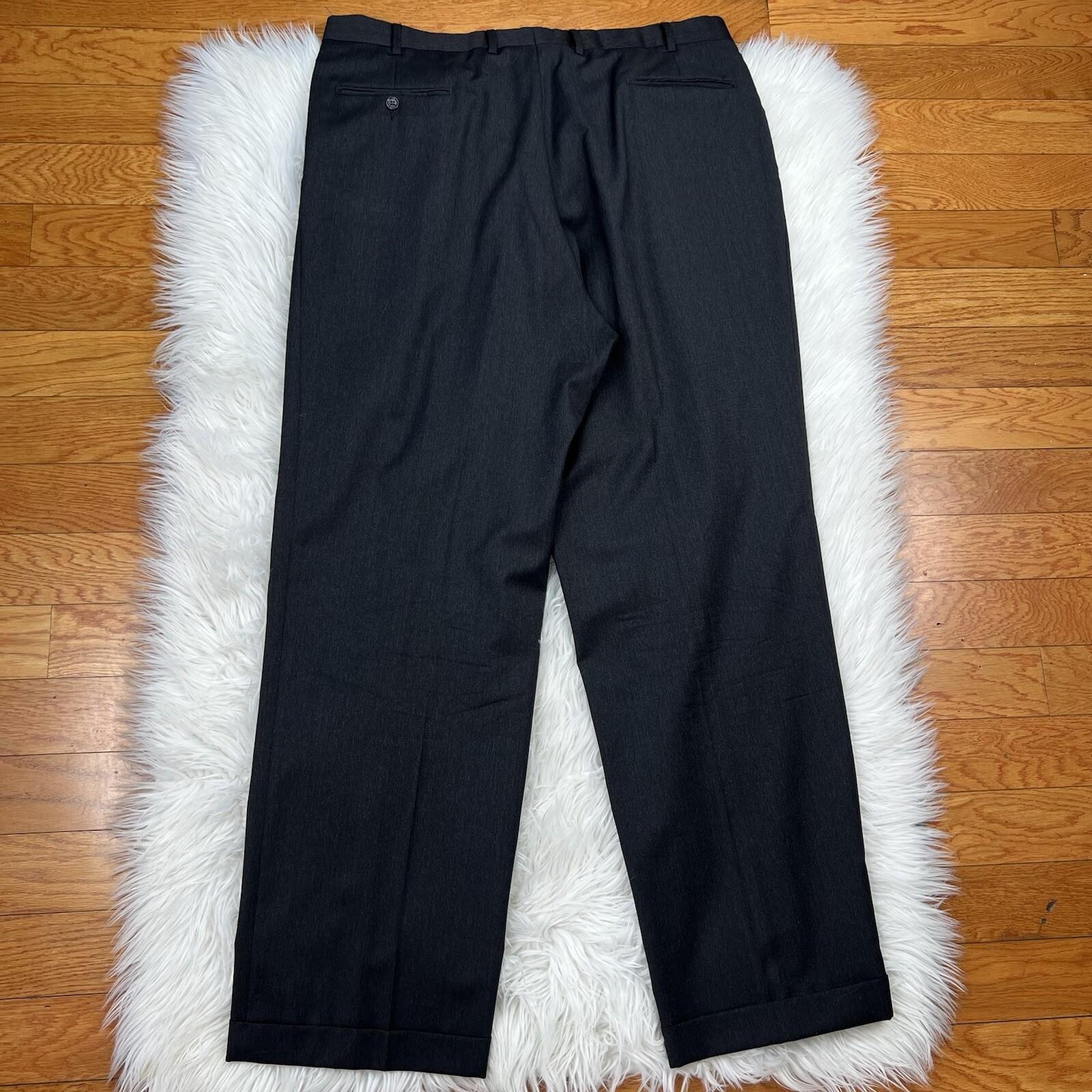 JoS A Bank Men Wool Suit 46 Pants 40x32 Charcoal Notch Lapel One Vent Career 2PC