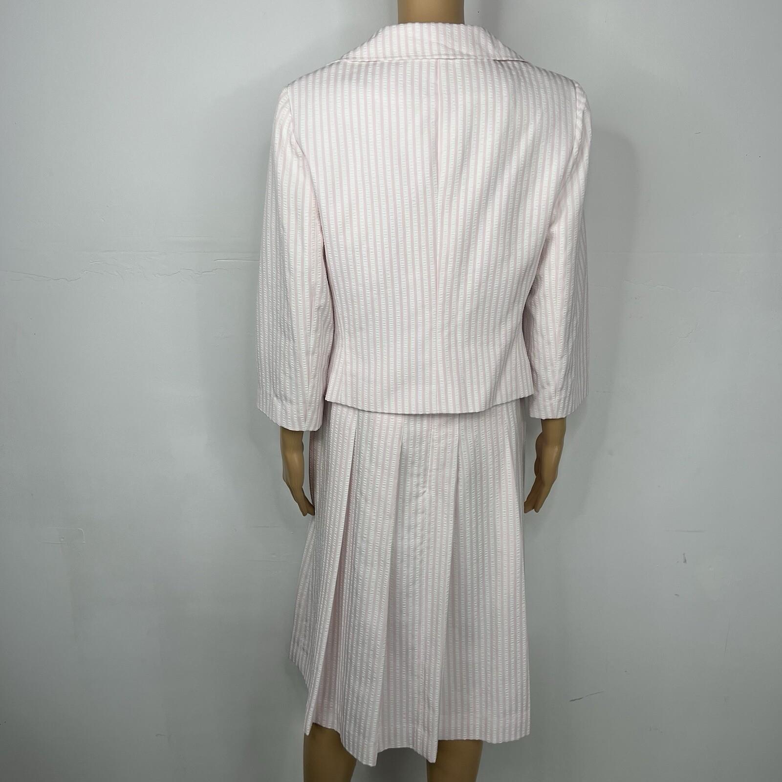 10-4421.jpg Talbots Dress Suit Size 8 White Rose Seersucker Lined Pleated Flare Cocktail