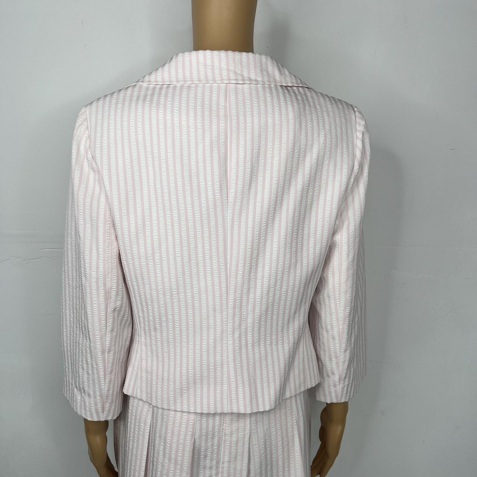 10-4422.jpg Talbots Dress Suit Size 8 White Rose Seersucker Lined Pleated Flare Cocktail