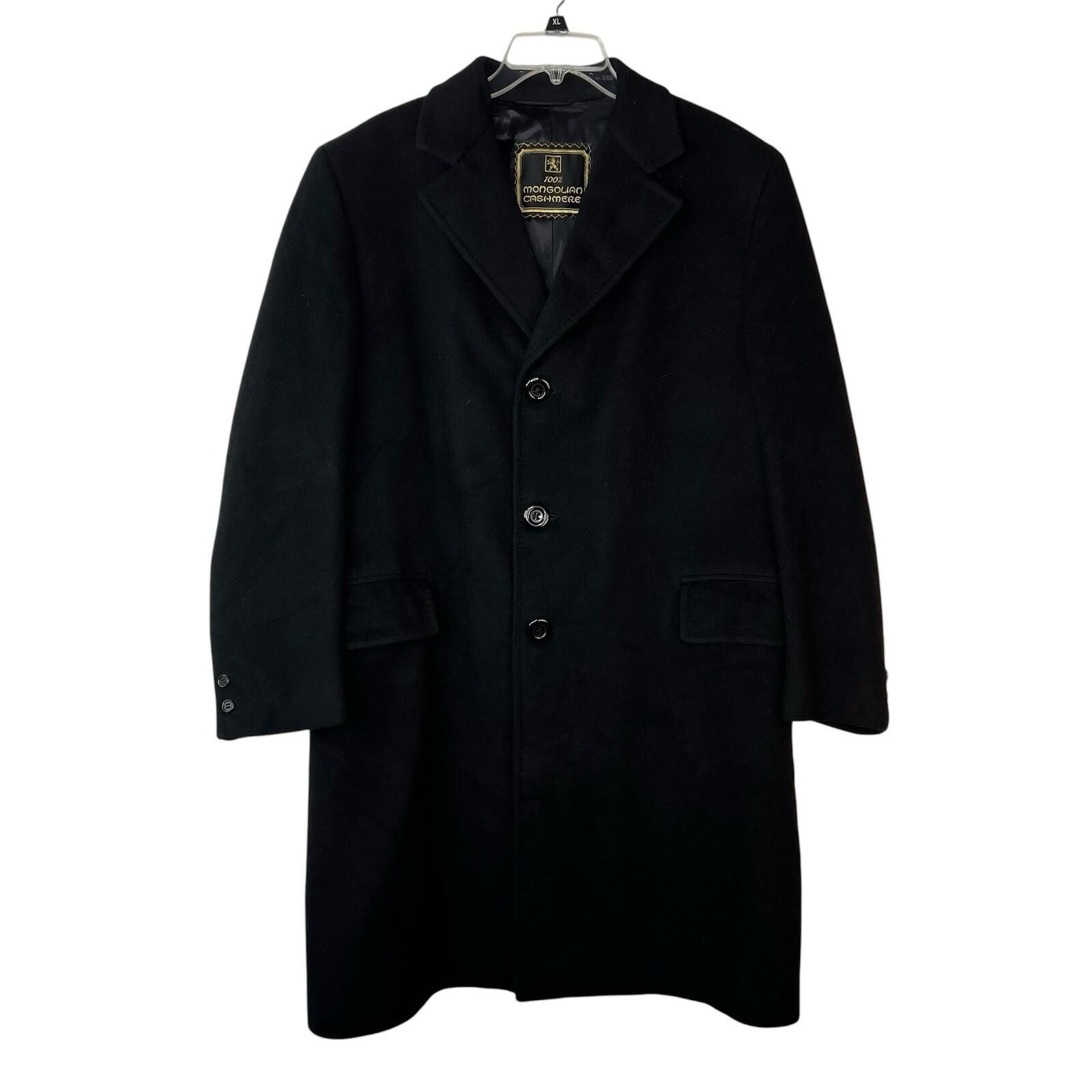10-4429.jpg The Halle Bro Co Vintage 100% Mongolian Cashmere Coat 48 Black One Vent Lined