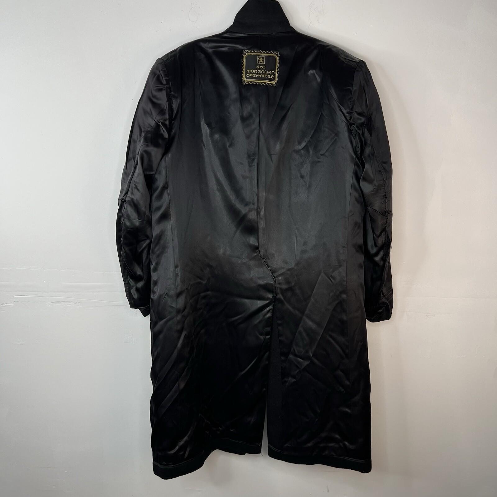 10-4435.jpg The Halle Bro Co Vintage 100% Mongolian Cashmere Coat 48 Black One Vent Lined