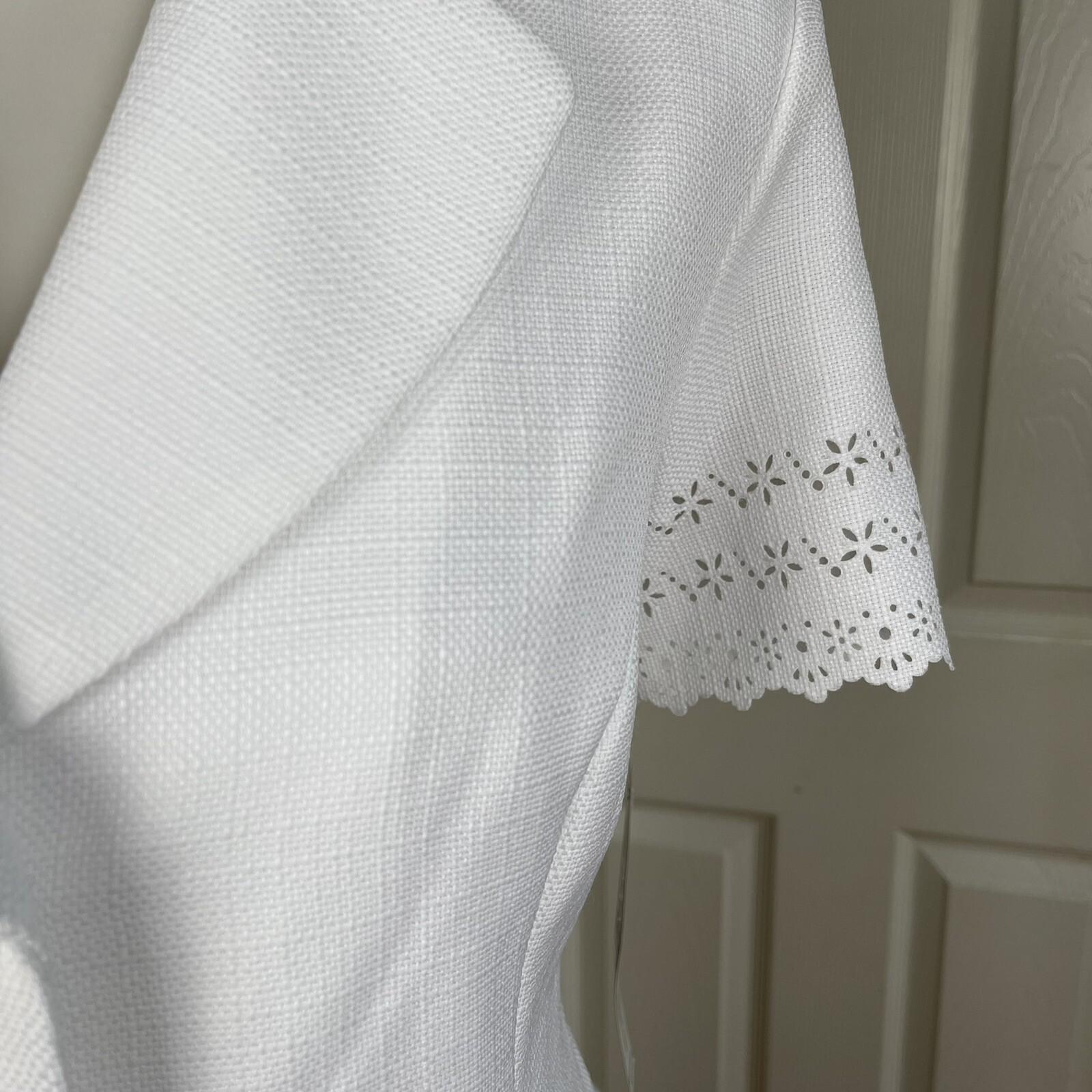 New DANILLO Women 2PC White Polyester Lined Short Sleeves Skirt Suit Size 8