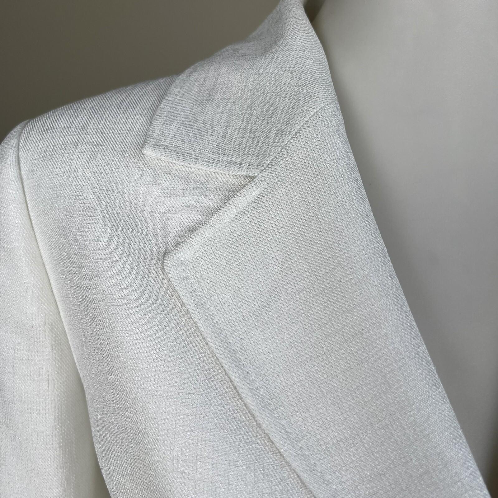 10-480.jpg Suit Studio Polyester Blazer Size 14P White Lined Single Breasted Notch Collar