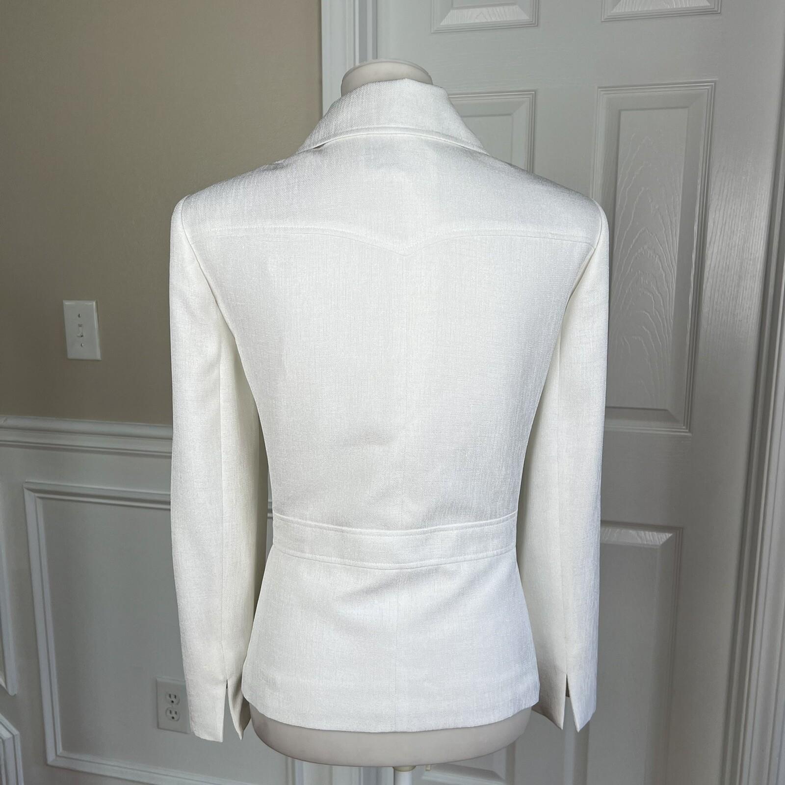 10-481.jpg Suit Studio Polyester Blazer Size 14P White Lined Single Breasted Notch Collar