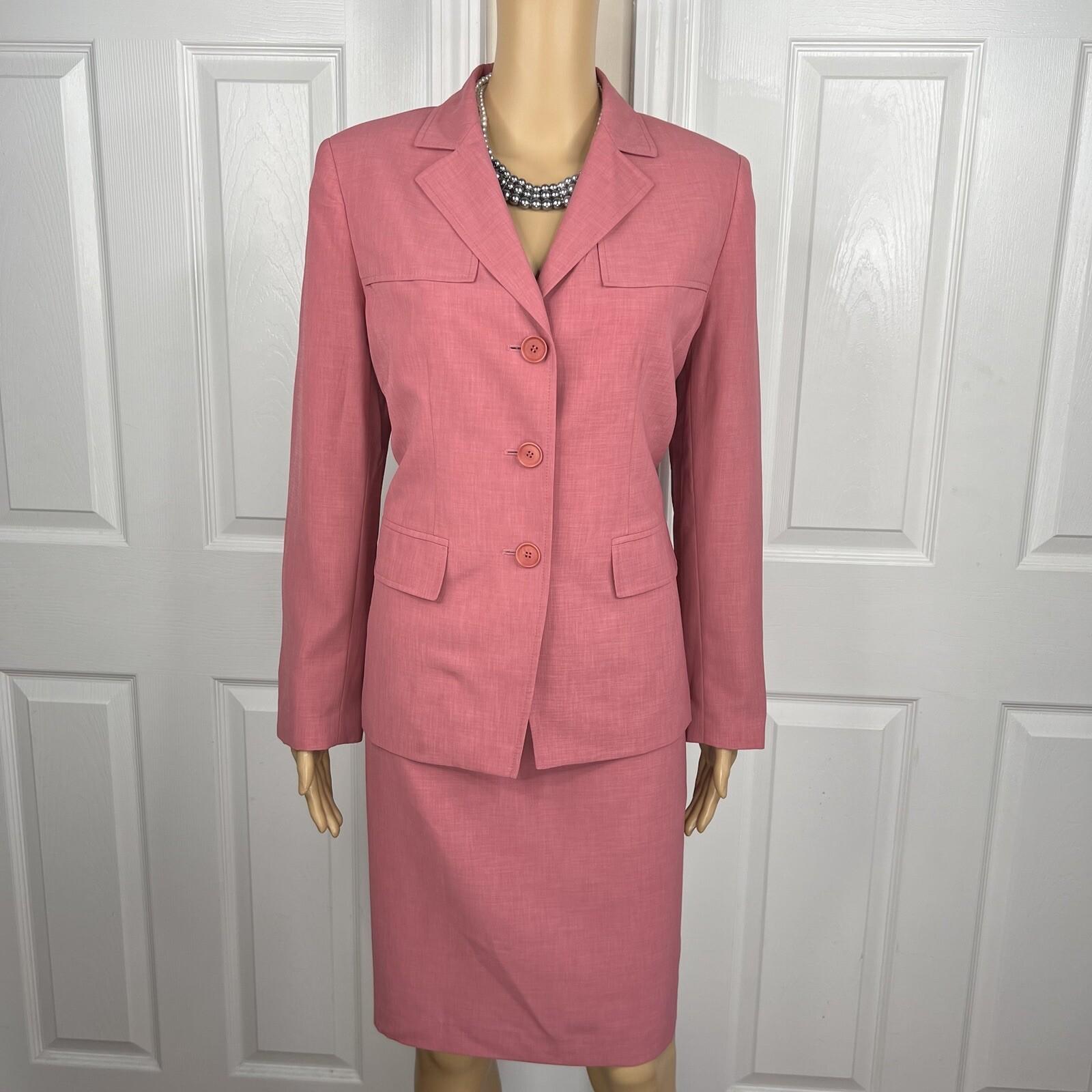 Kasper Women Polyester Skirt Suit Size 8P Coral 3 Button Lined Notch Collar 2PC