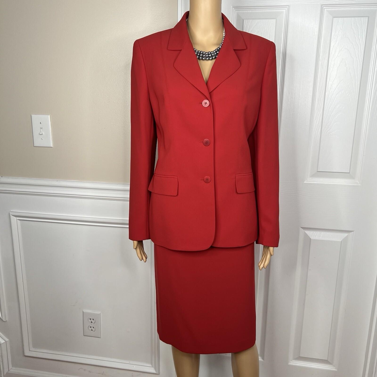 10-4915.jpg Le Suit Women Polyester Skirt Suit Size 10 Red Lined Notch Collar Cocktail 2PC