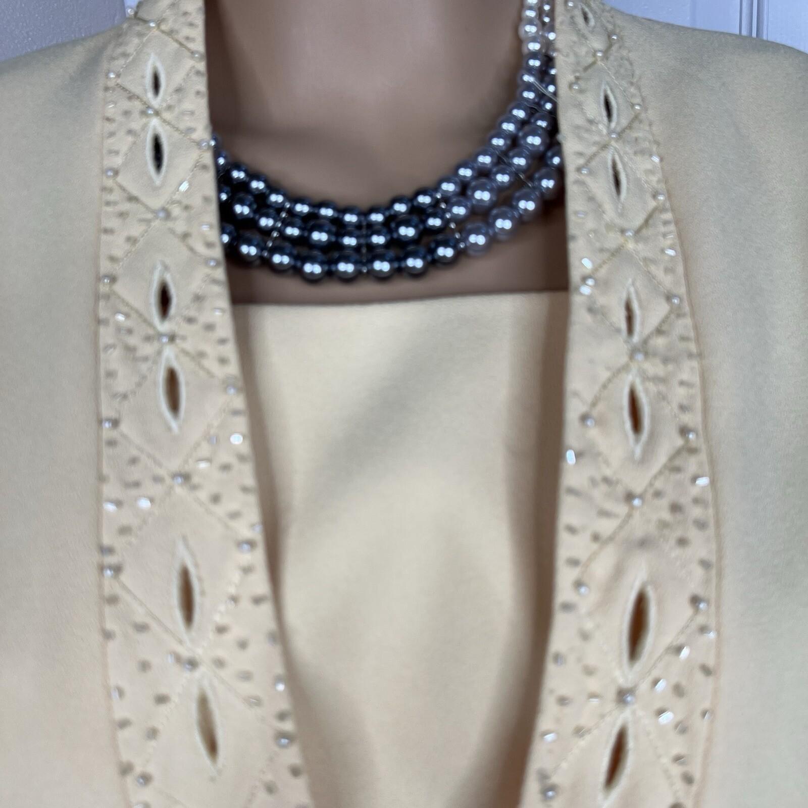 Donna Vinci Polyester Beaded Butter Skirt Suit 20 Lined Collarless Cocktail 2PC