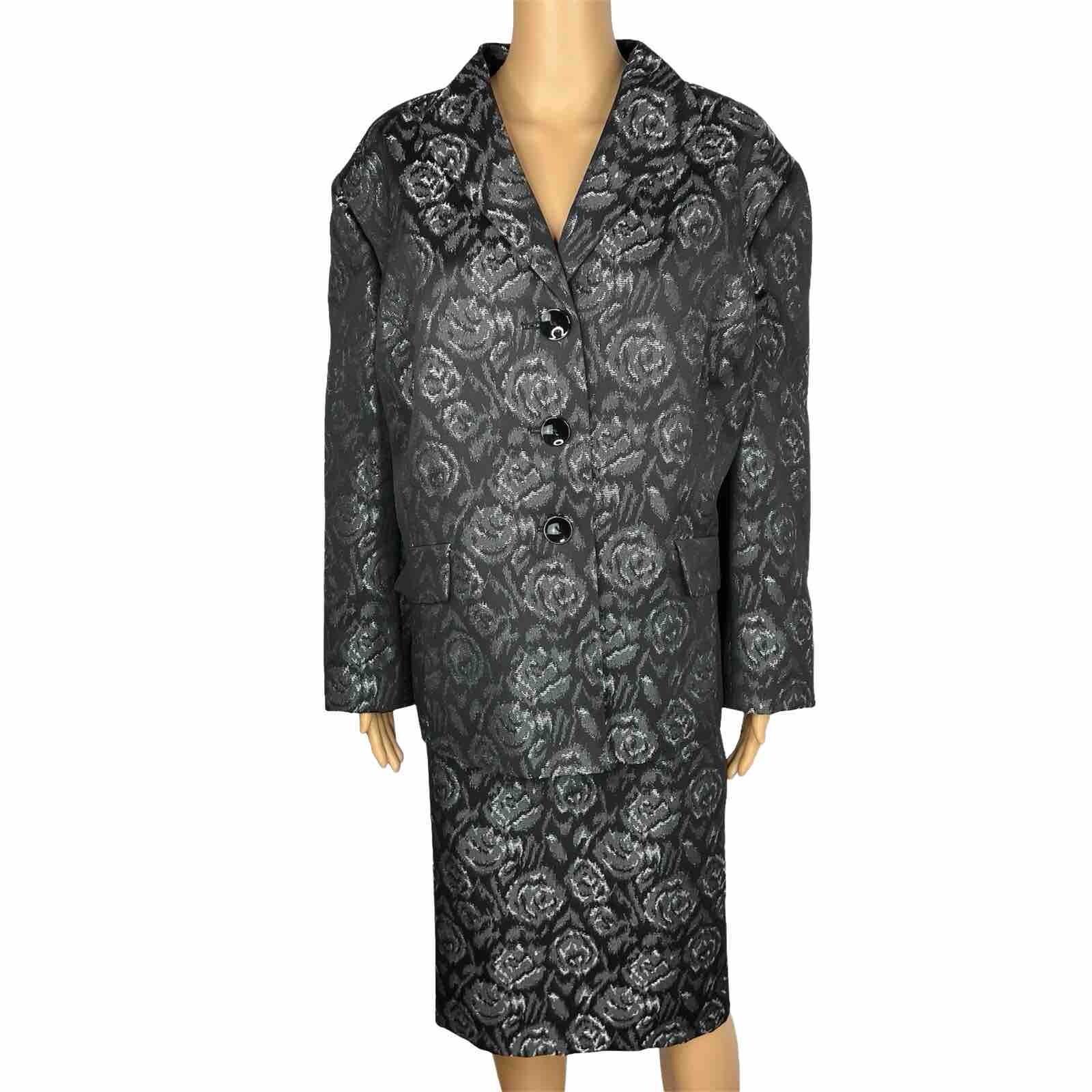 Le Suit Polyester Skirt Suit Size 24W Black White Floral Shawl Collar Lined 2PC