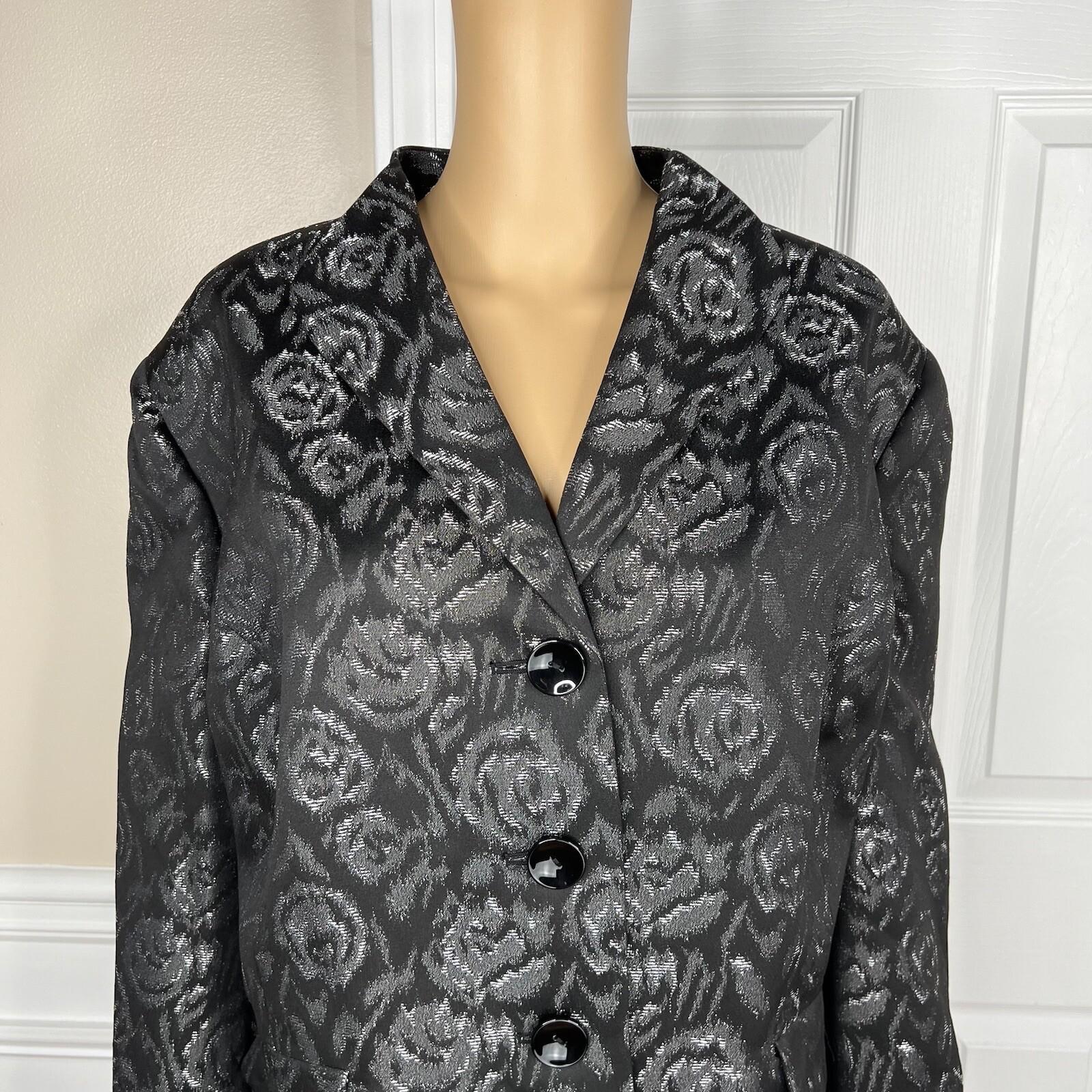 Le Suit Polyester Skirt Suit Size 24W Black White Floral Shawl Collar Lined 2PC