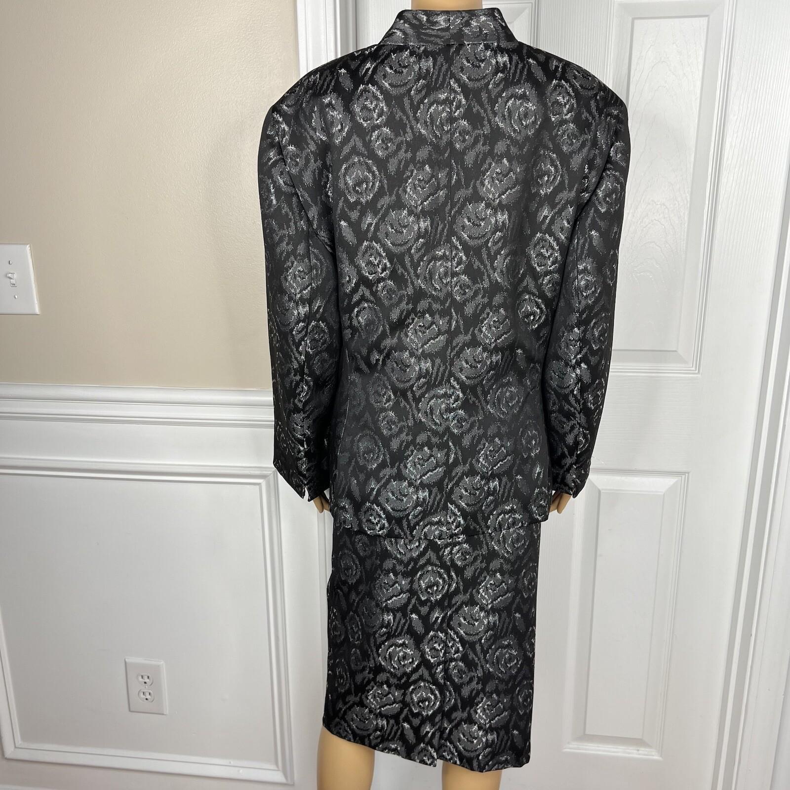 Le Suit Polyester Skirt Suit Size 24W Black White Floral Shawl Collar Lined 2PC