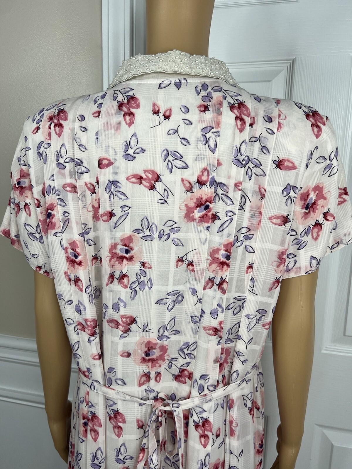 10-4984.jpg Sarah Elizabeth Vintage Rayon Dress Size 12 Floral Beaded Belted Pleated Lined
