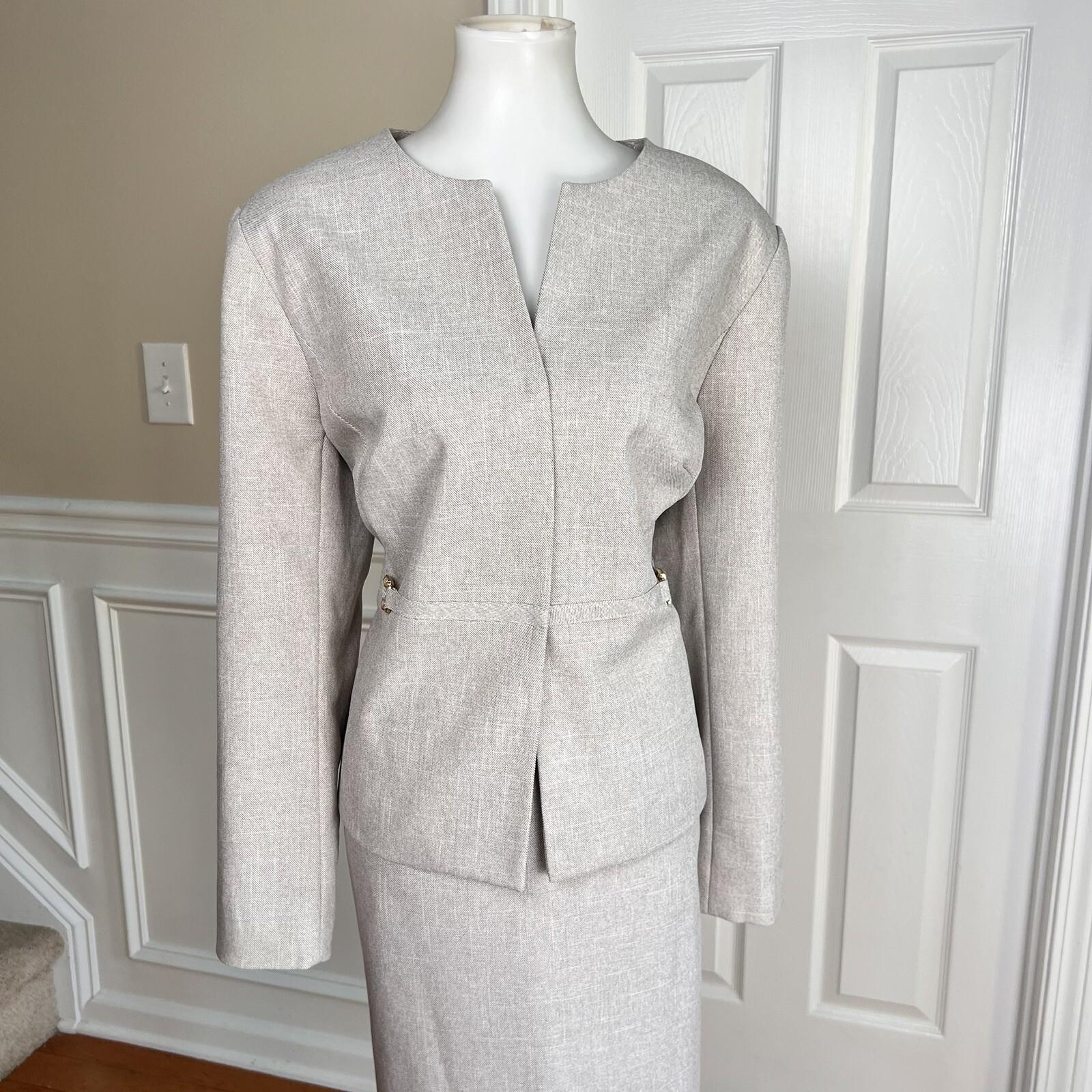 10-502.jpg New ISABELLA 2PC Polyester Lined Collarless Skirt (Size 16) Suit (Size 18)