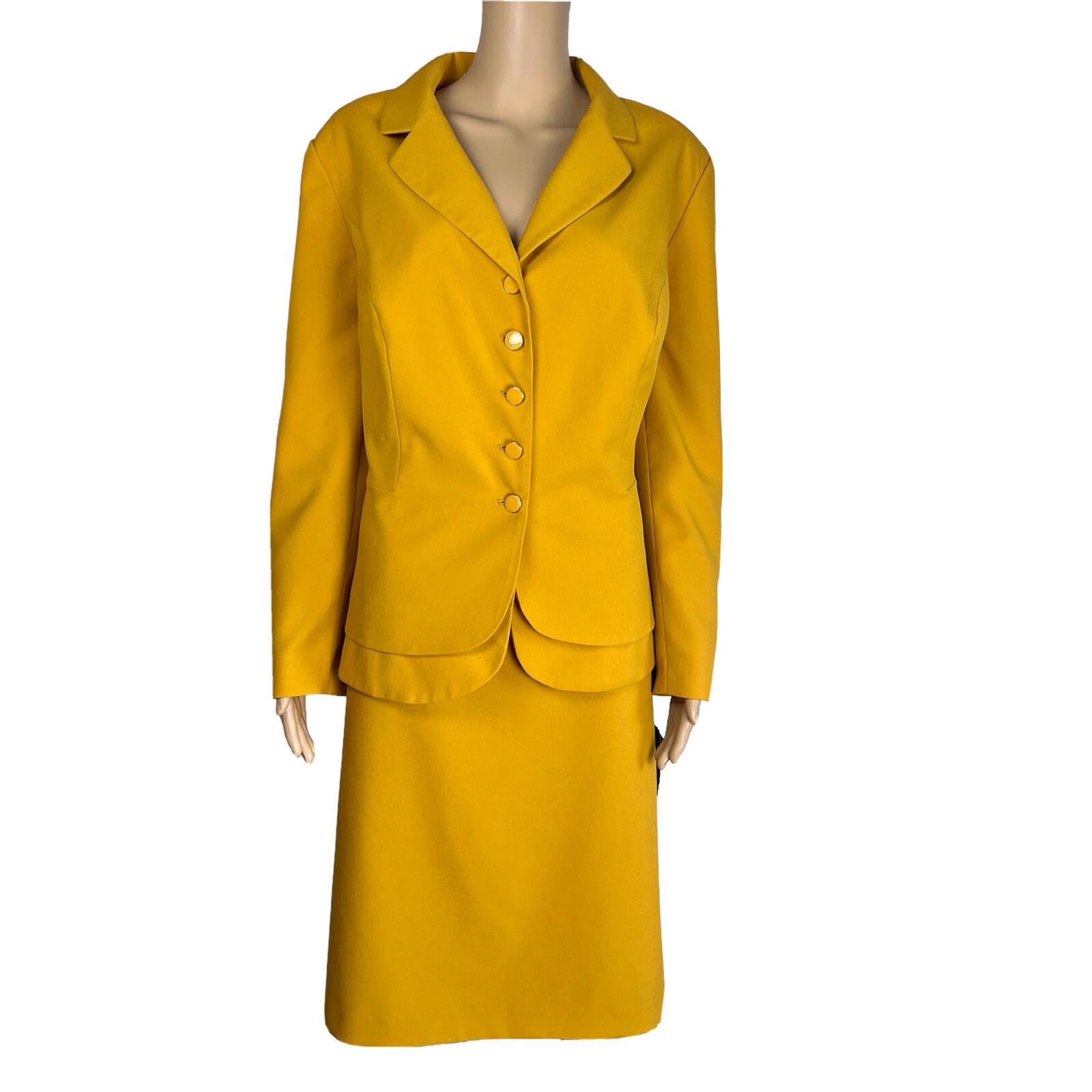 New EMILY Women 2PC Mustard Polyester Lined Tiered Skirt Suit Size 18W
