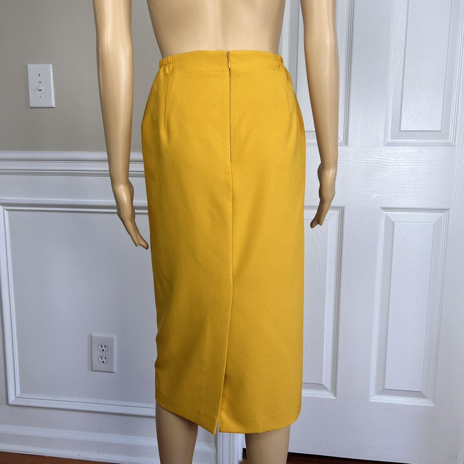 New EMILY Women 2PC Mustard Polyester Lined Tiered Skirt Suit Size 18W