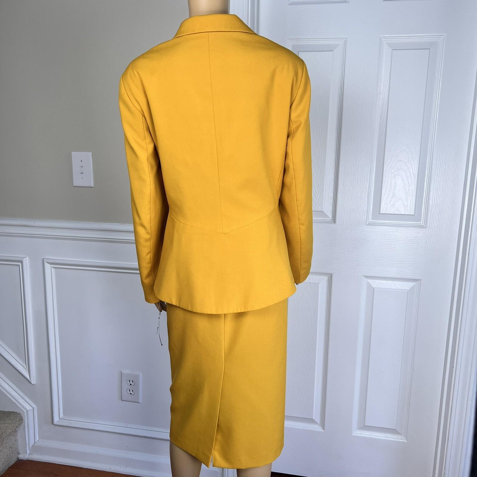 New EMILY Women 2PC Mustard Polyester Lined Tiered Skirt Suit Size 18W