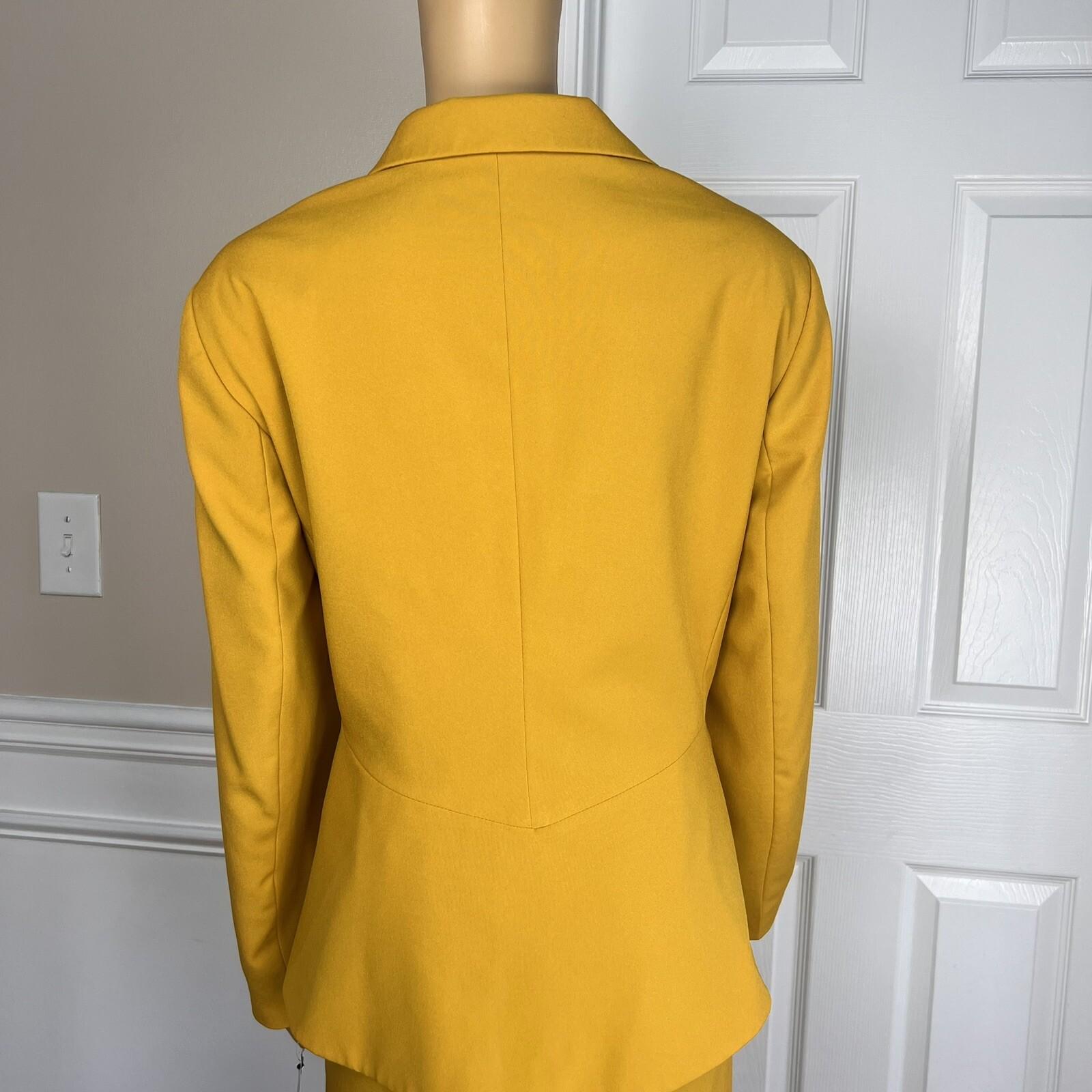 New EMILY Women 2PC Mustard Polyester Lined Tiered Skirt Suit Size 18W