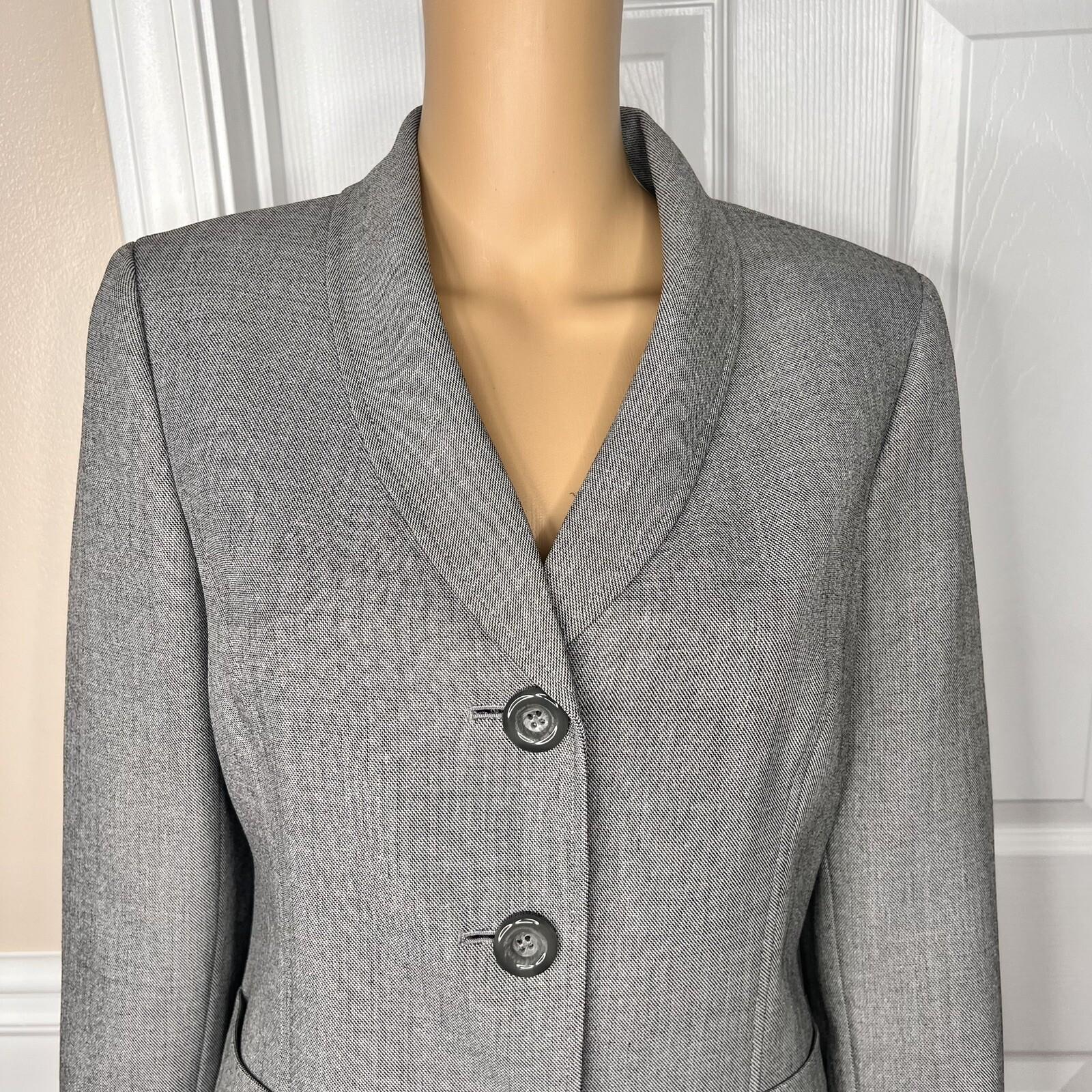 Le Suit Women Polyester Pant Suit Size 8 Light Gray Pockets Shawl Collar 2PC