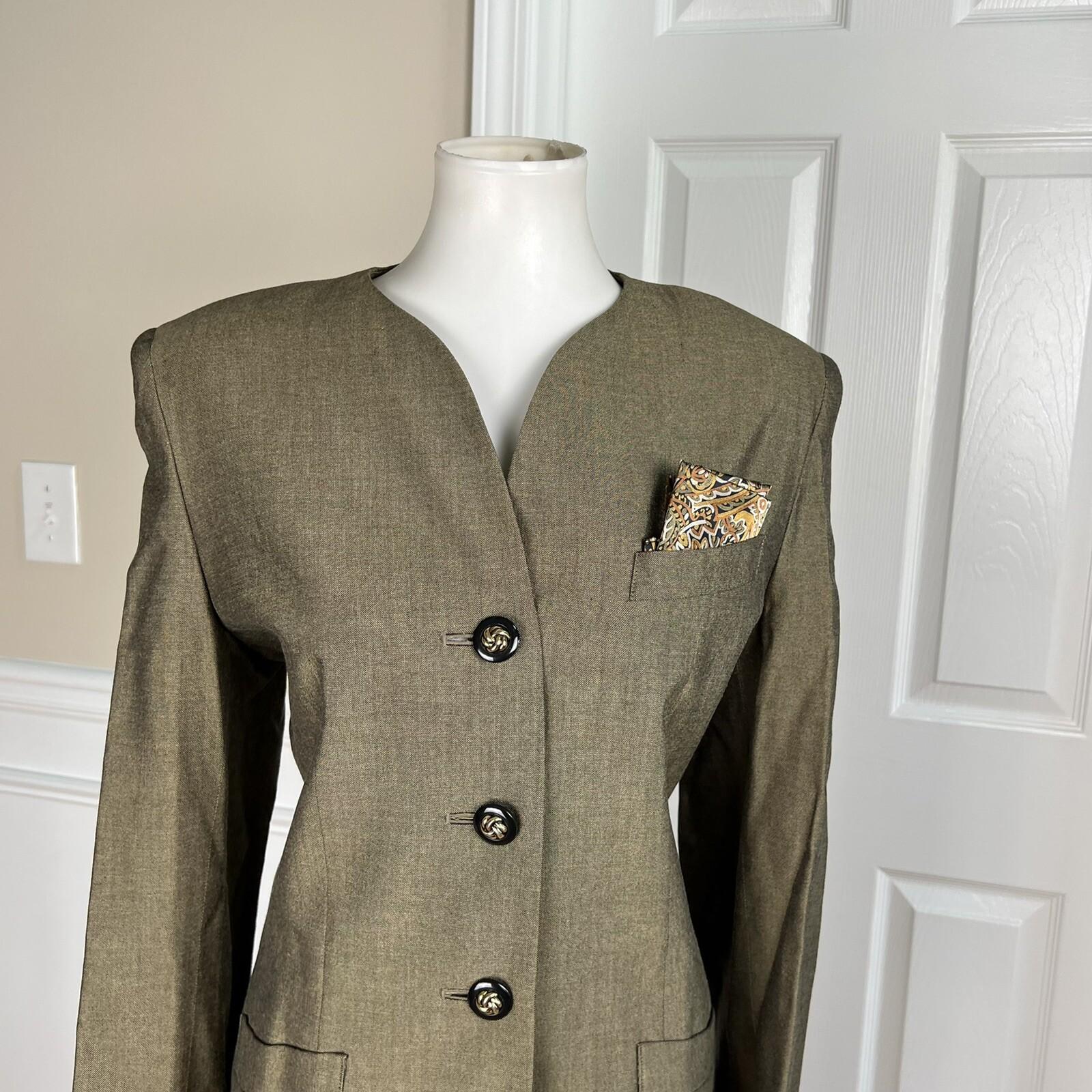 KASPER Vintage Women 2PC Pickle Rayon Lined Collarless Skirt Suit Size 12P