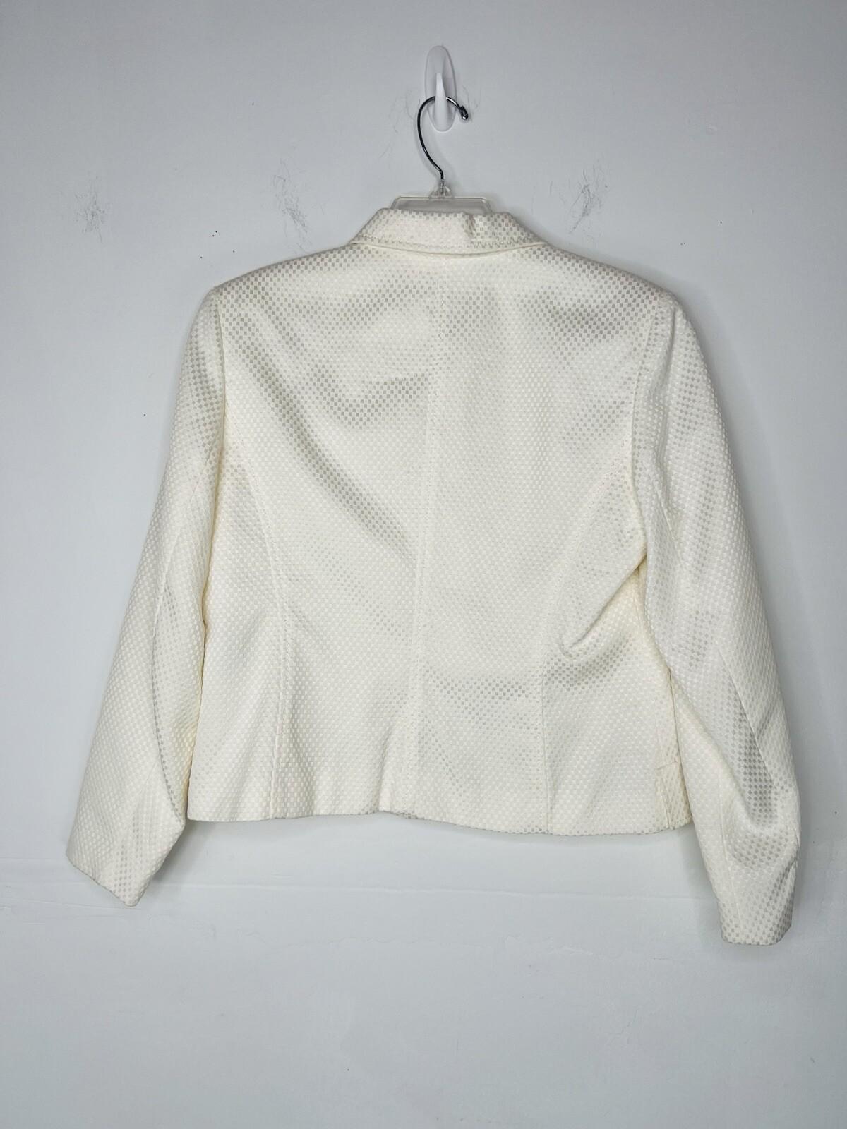 LARRY LEVINE Polyester Pant Suit Size 12 Off white Lined Career Business 2PC
