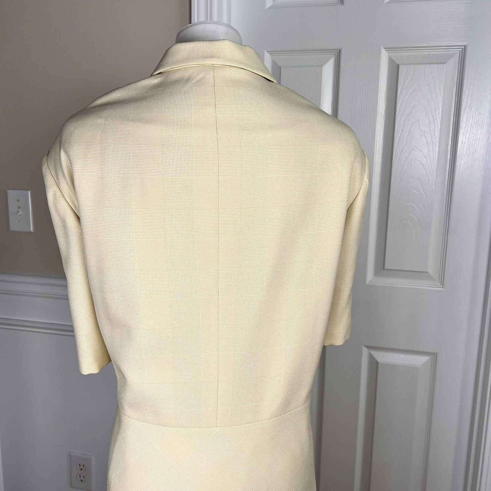 EMILY Polyester Skirt Suit Size 24W Yellow Lined Ruffle Notch Collar 2PC New