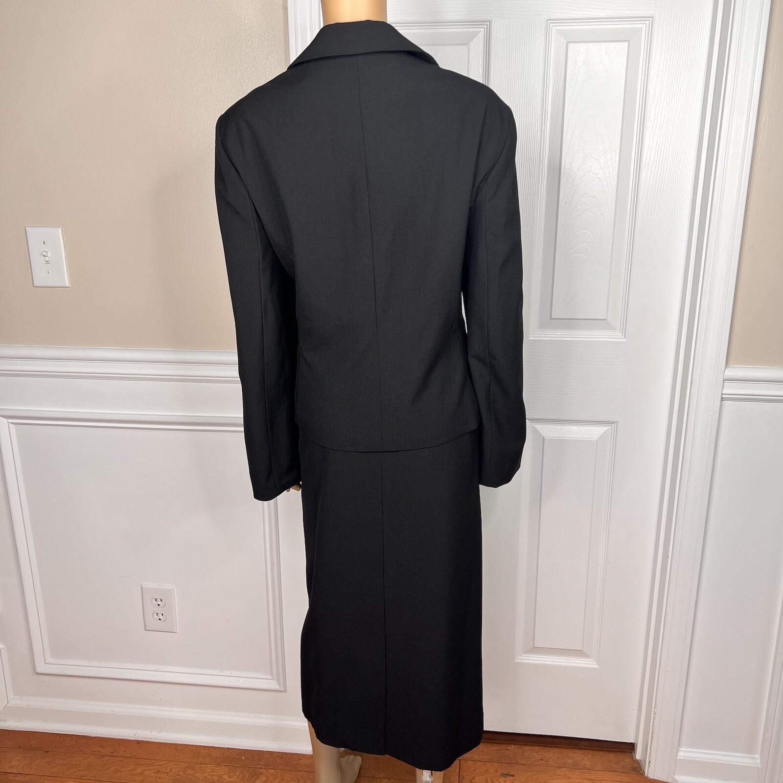 Larry Levine Polyester Rayon Spandex Skirt Suit Size 18 Black Ruffle Belted 2PC