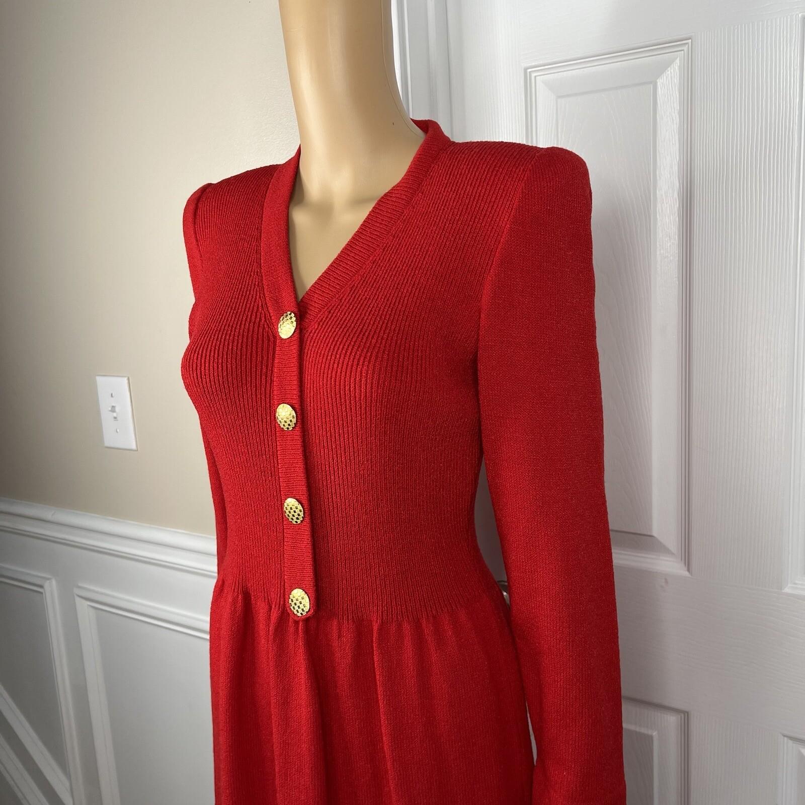 Toula Vintage Knit Stretch Dress Size 10 Red Long Sleeves V Neck Back Zip