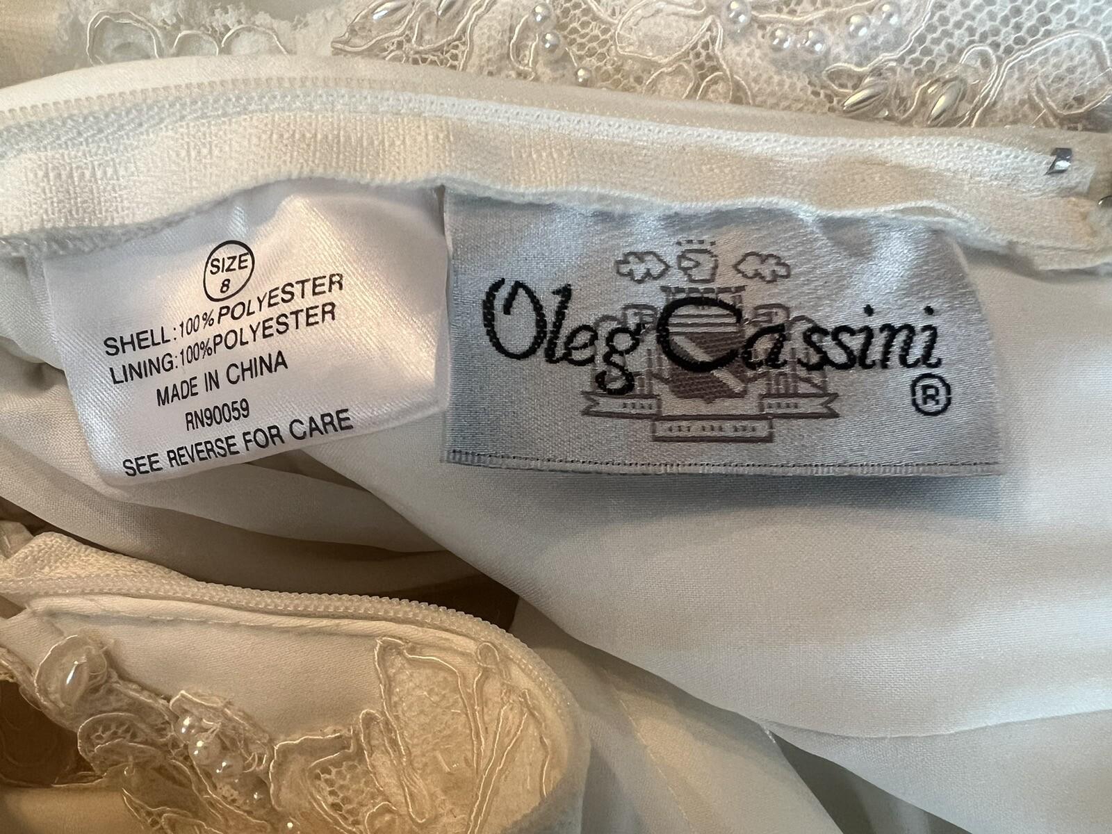 Oleg Cassini Off White Beaded Bodice Long Sleeves Trumpet Wedding Dress Size 8