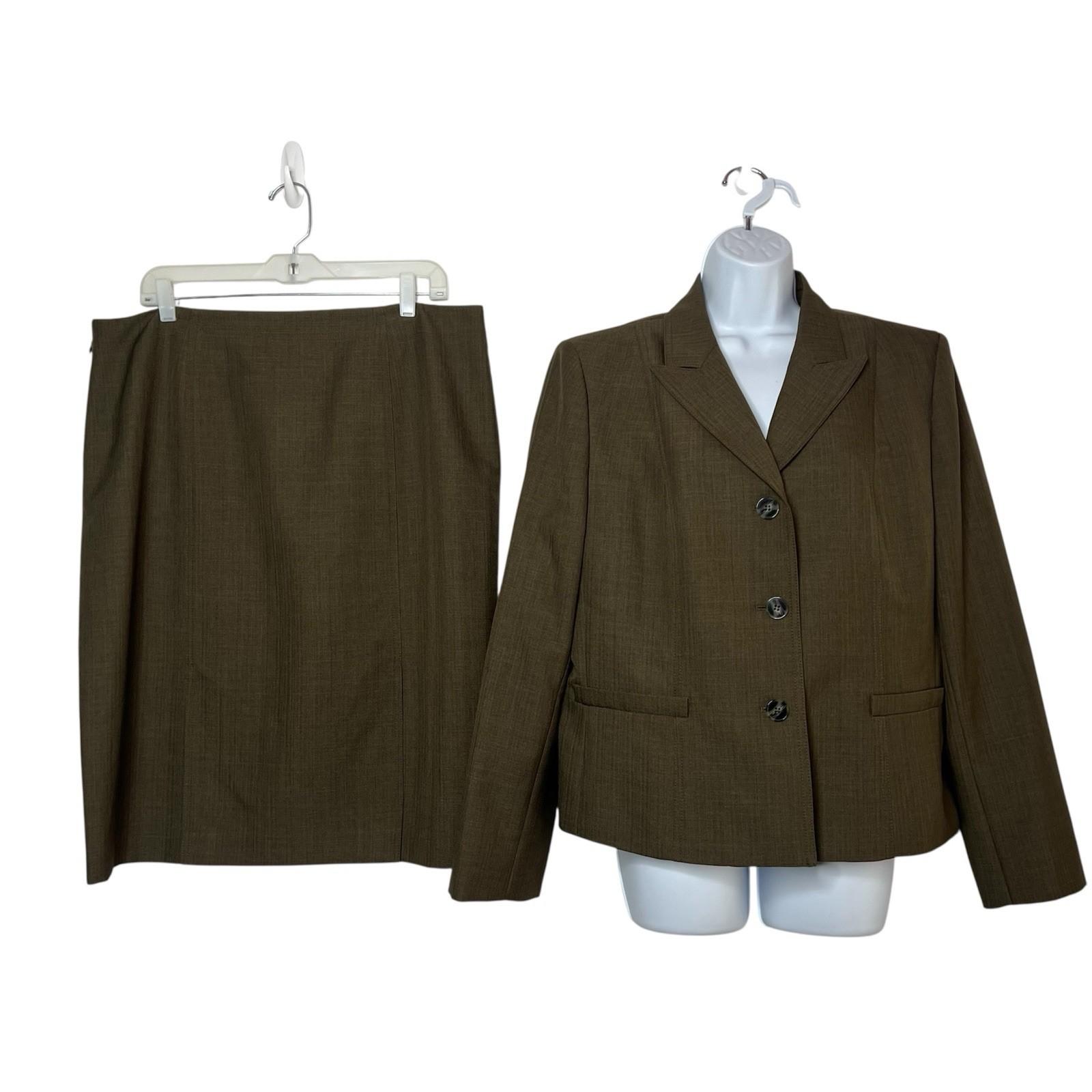 EVAN PICONE Polyester Skirt Suit Size 16 Green Lined Business Timeless 2PC