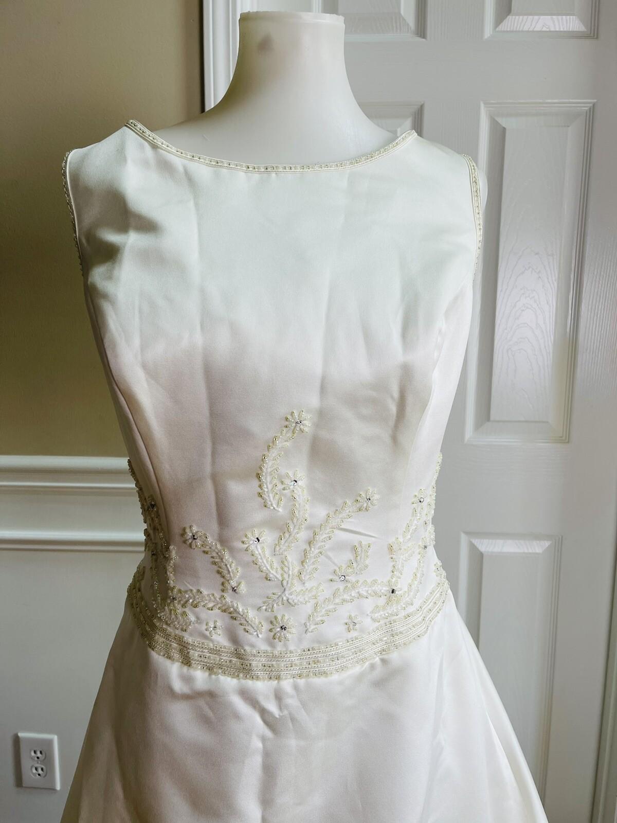 DA VINCI Wedding Dress Size 18 Ivory Beaded Satin Blend Sleeveless Long Train