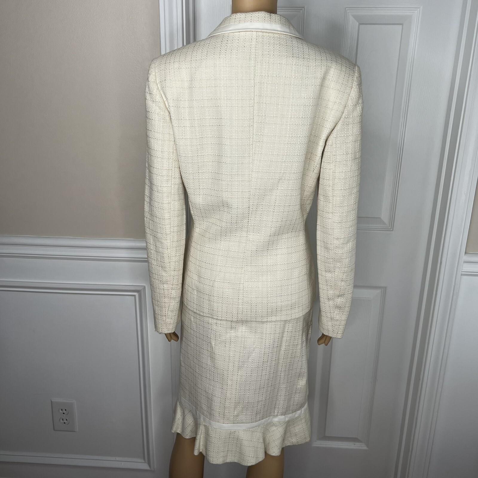 Le Suit Tweed Skirt Suit Size 10 Off White Ruffle 2 Piece Notch Collar Women New