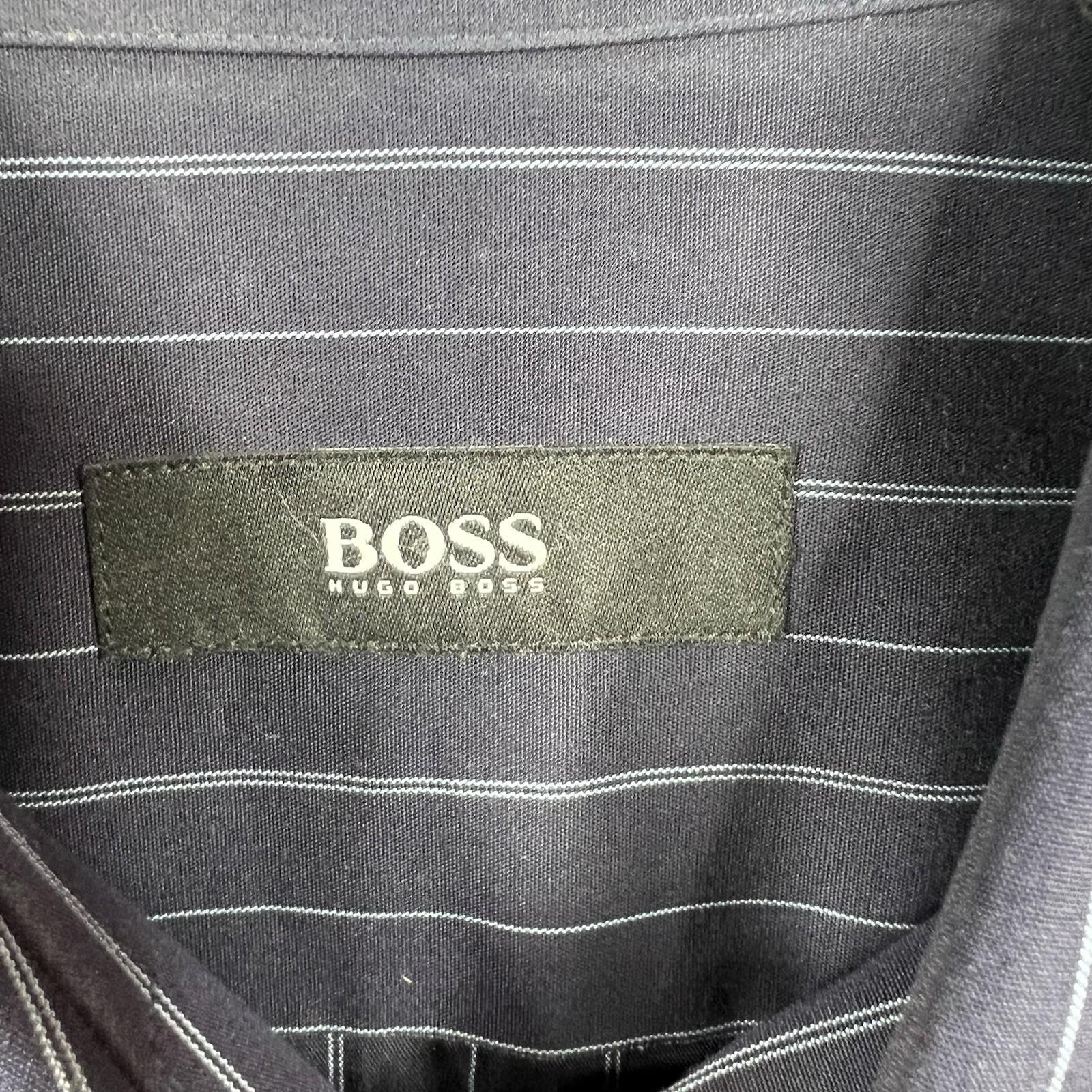 Boss Hugo Boss Button Up Shirt 43/17 Navy Blue Striped Long Sleeve Made In Italy