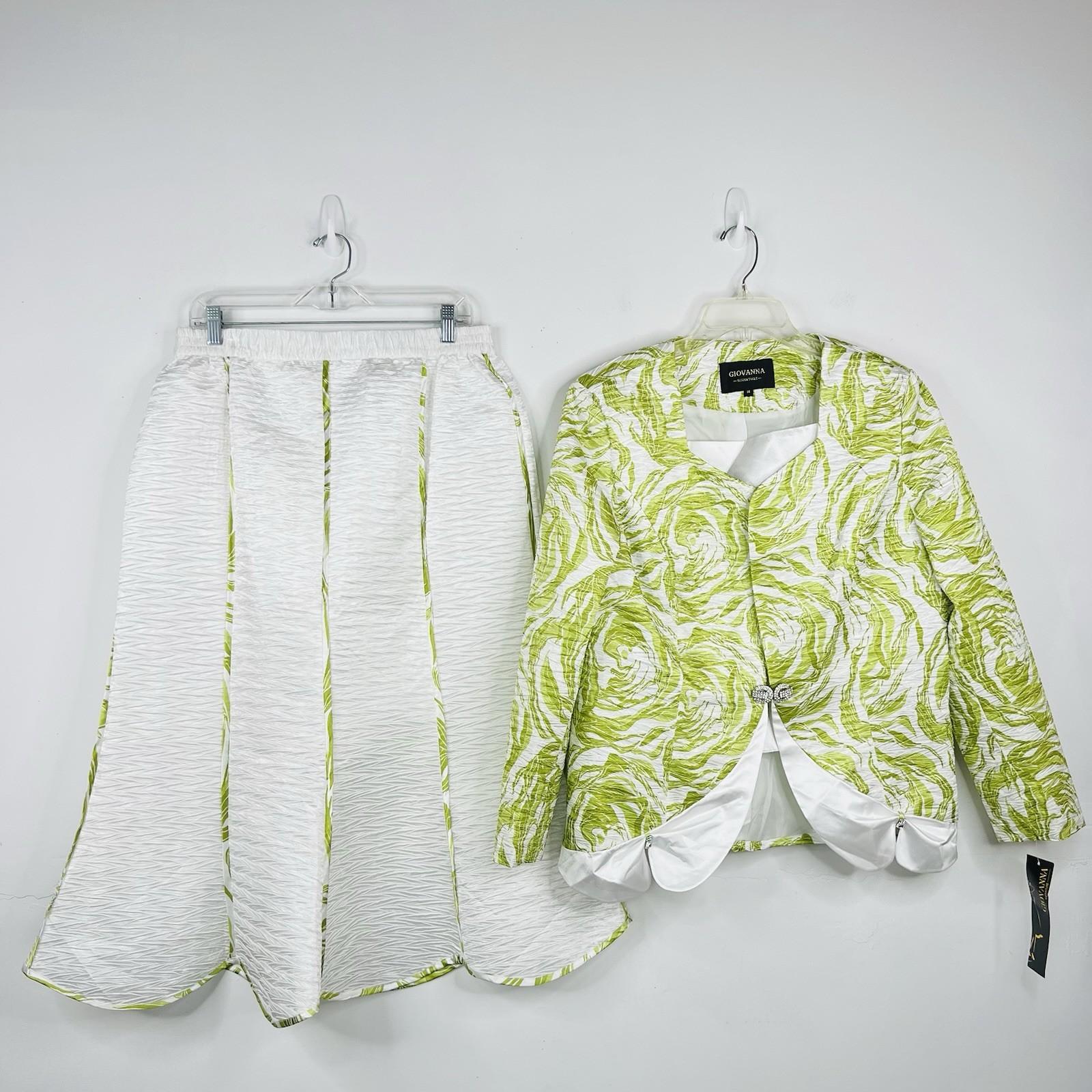 Giovanna Signature 2PC Skirt Suit 14 White Green Stunning Feminine Collarless