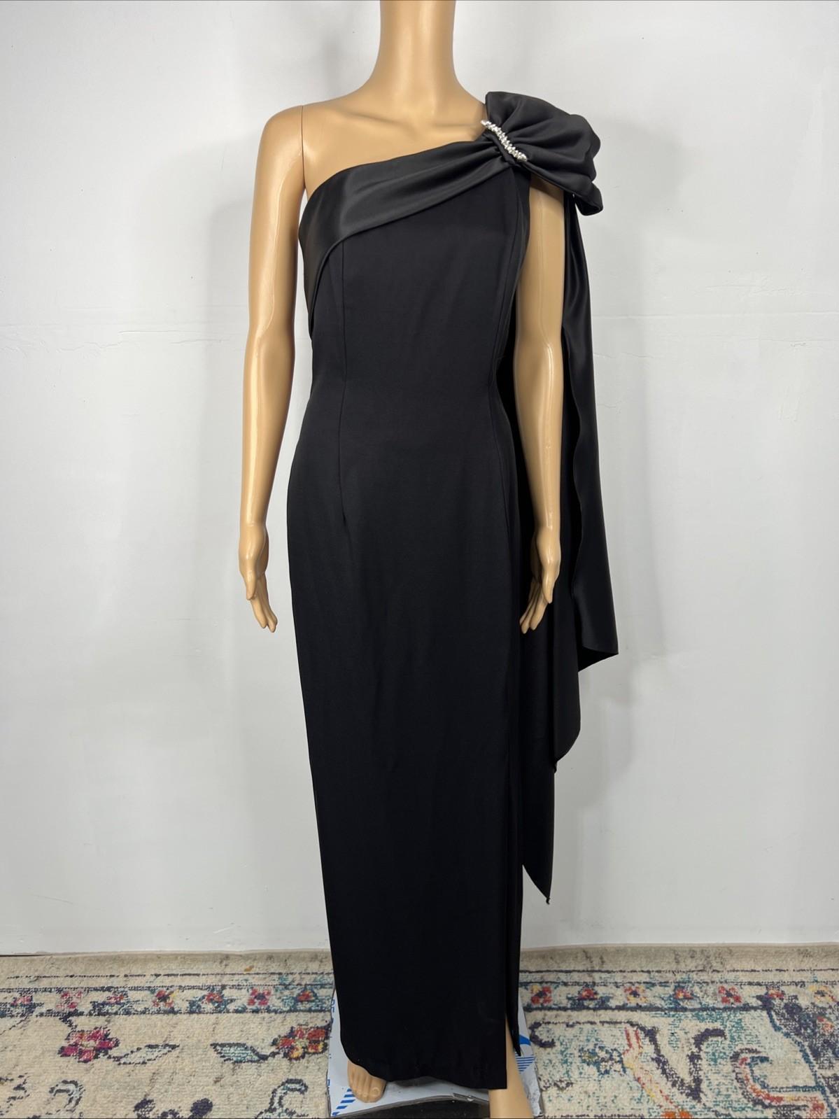 10-6141.jpg Dave & Johnny VTG One Shoulder Maxi Gown Size 6/8 Black Draped Neckline Formal