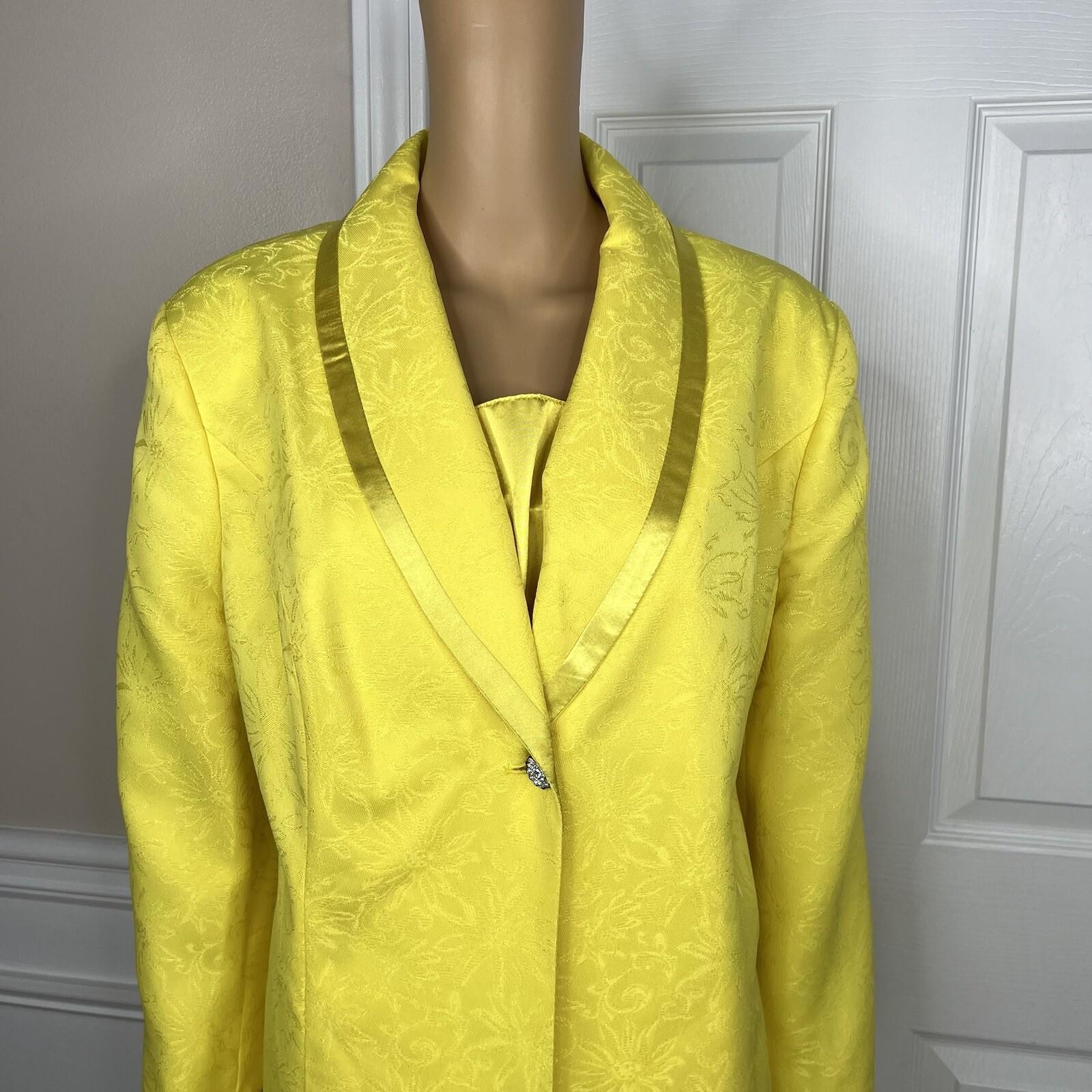 Clarissa Women Polyester Skirt Suit Size 18 Yellow Pleated Shawl Collar 2PC New