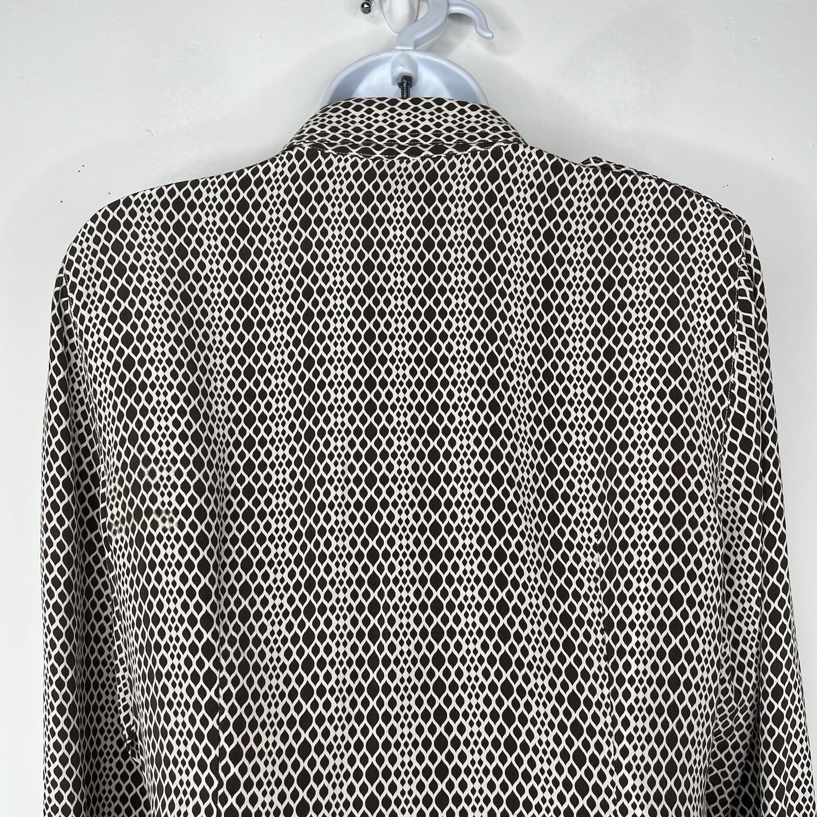 Talbots Pure Silk Button Down Shirt Size 10 Grey White Long Sleeve Dressy Collar