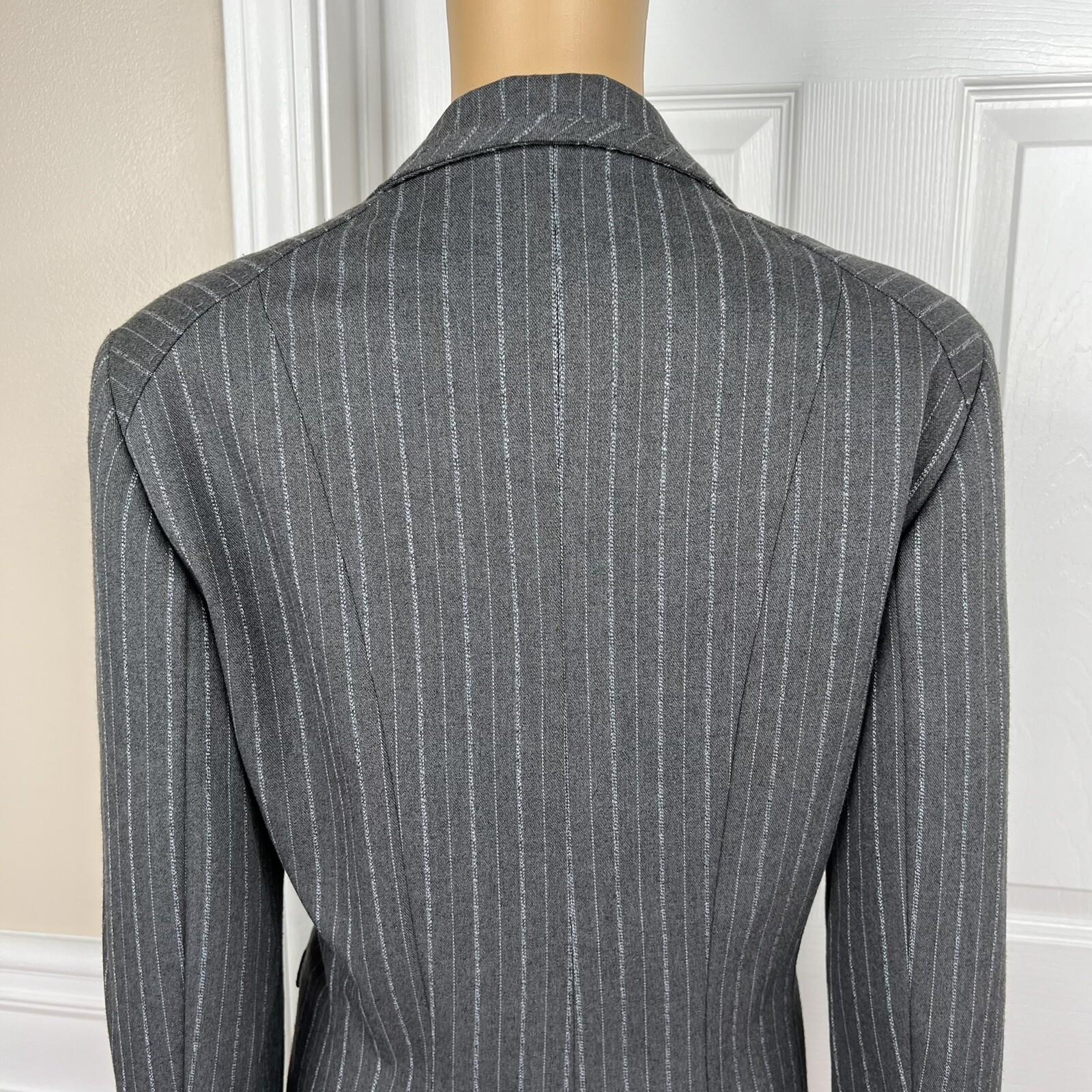 LARRY LEVINE 2PC Gray Striped Polyester Rayon Spandex Career Pant Suit Size 8