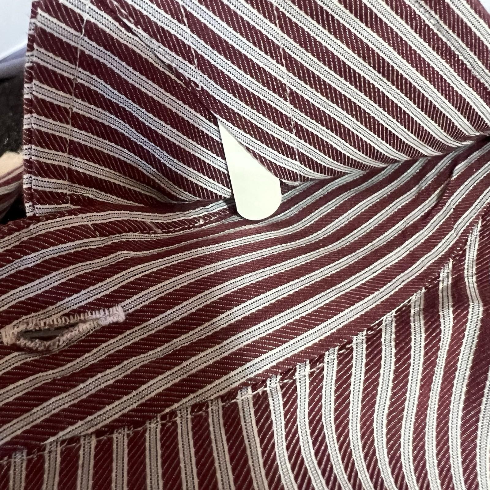 Boss Hugo Boss Button Up Shirt 43/17 Berry Striped Long Sleeve Made In Italy