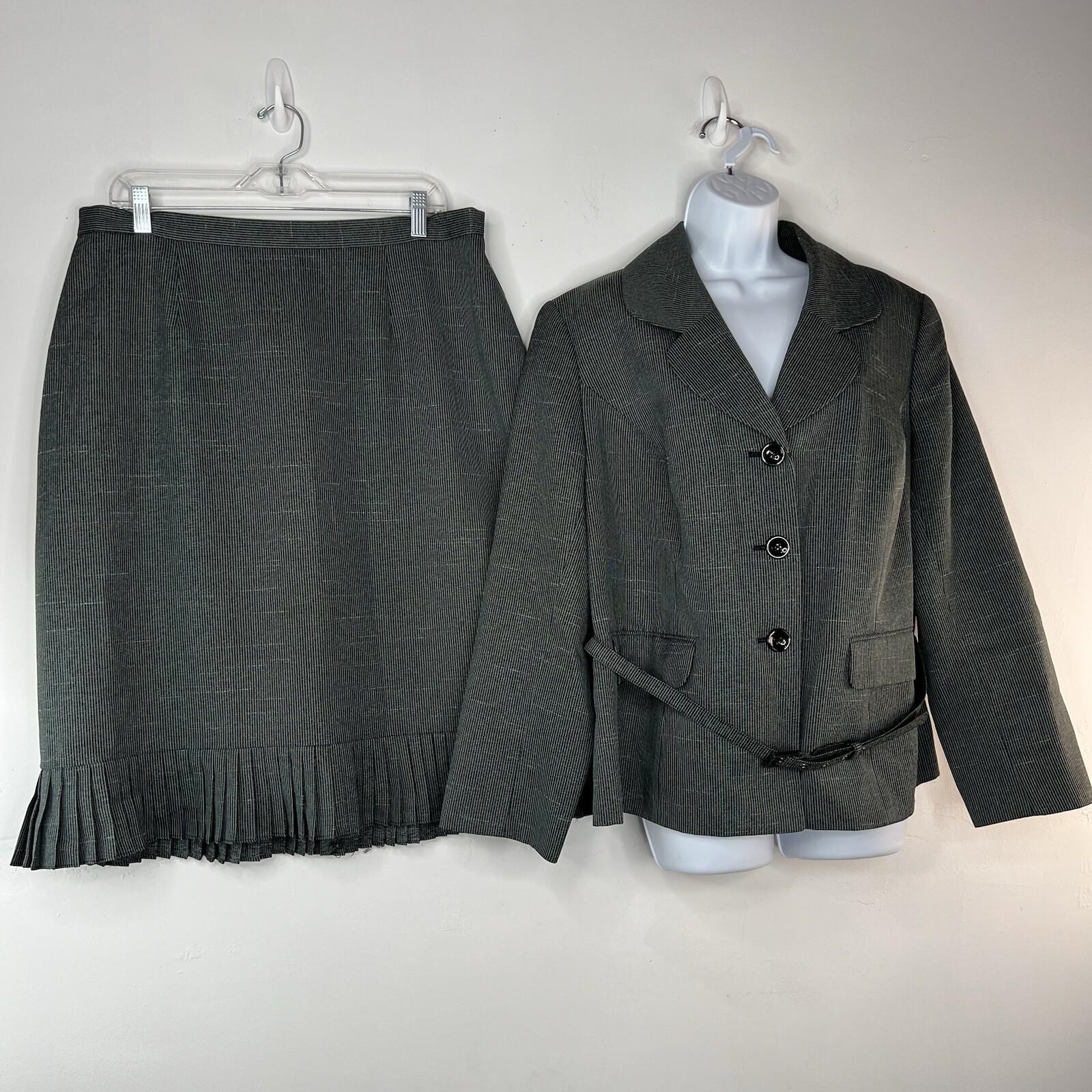 10-6363.jpg Le Suit Polyester Rayon Skirt Suit 16W Green Black Striped Pleated Belted Lined