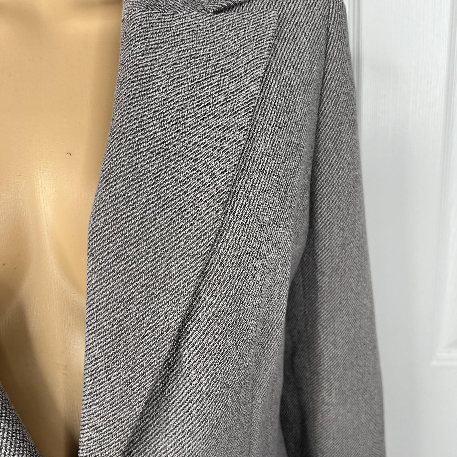 Kasper Women Polyester Skirt Suit Size 8 Gray Notch Collar Lined Business 2PC
