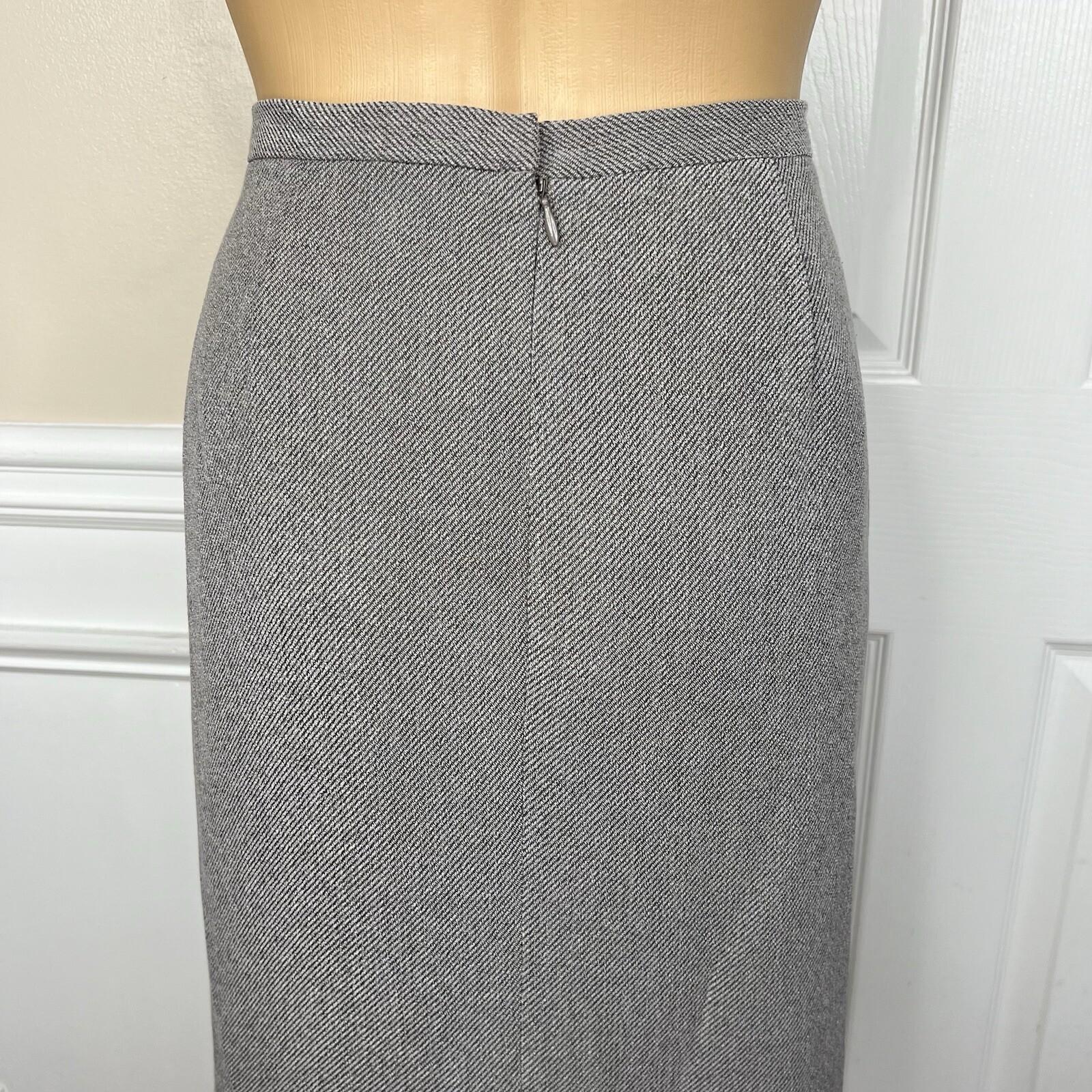 Kasper Women Polyester Skirt Suit Size 8 Gray Notch Collar Lined Business 2PC