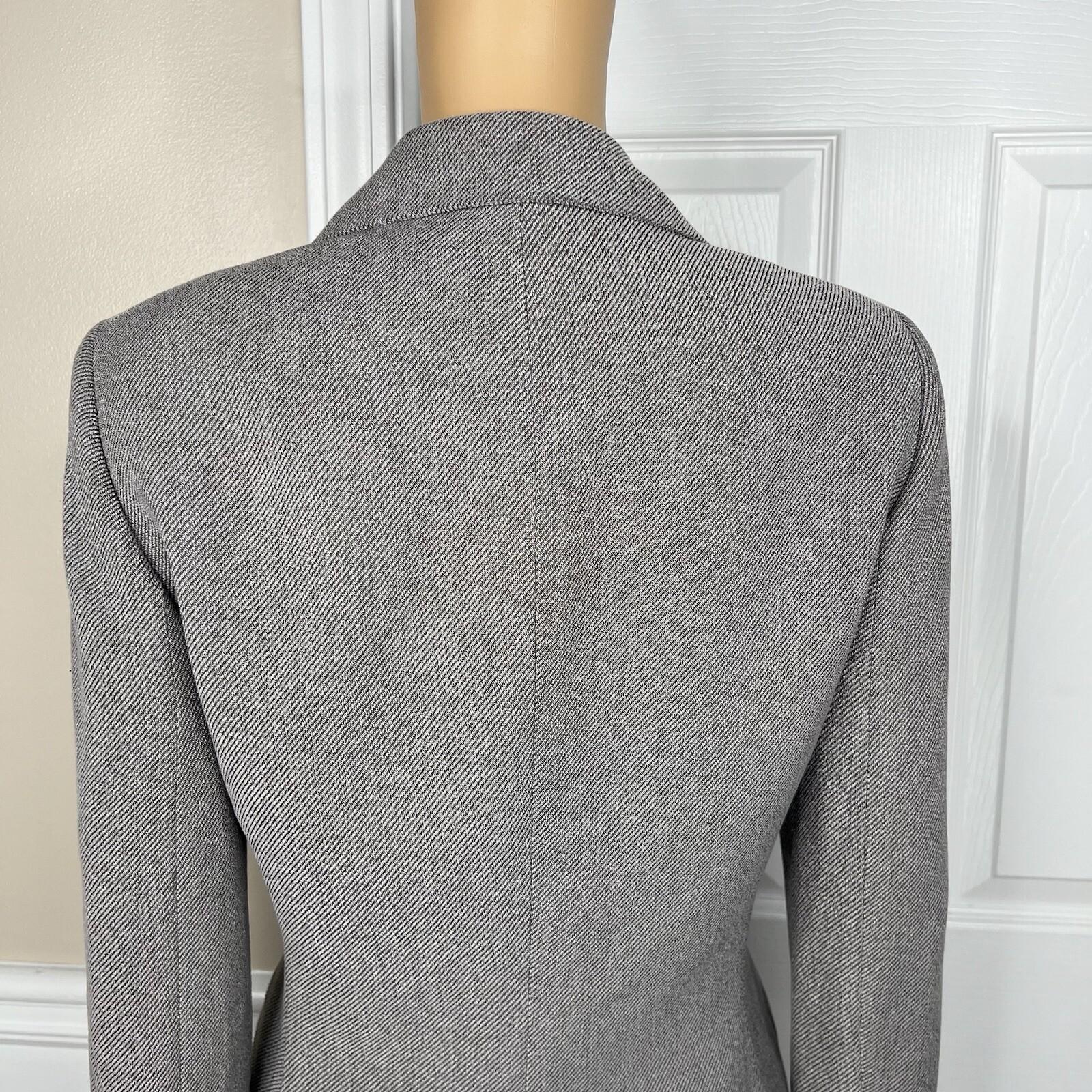 Kasper Women Polyester Skirt Suit Size 8 Gray Notch Collar Lined Business 2PC