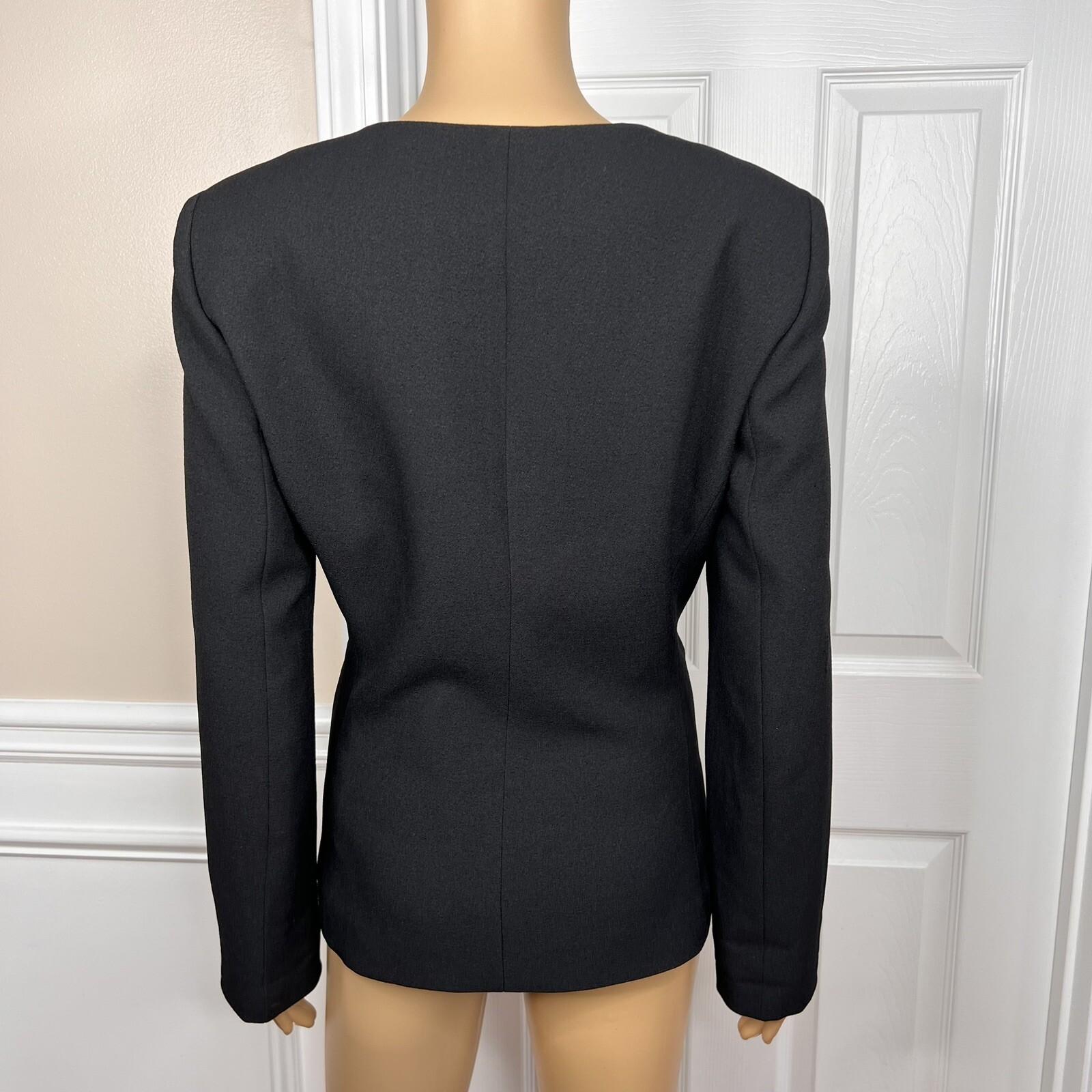 Tahari Women Polyester Stretch Blazer Size 8 Black lined Ruffle Collarless Wrap