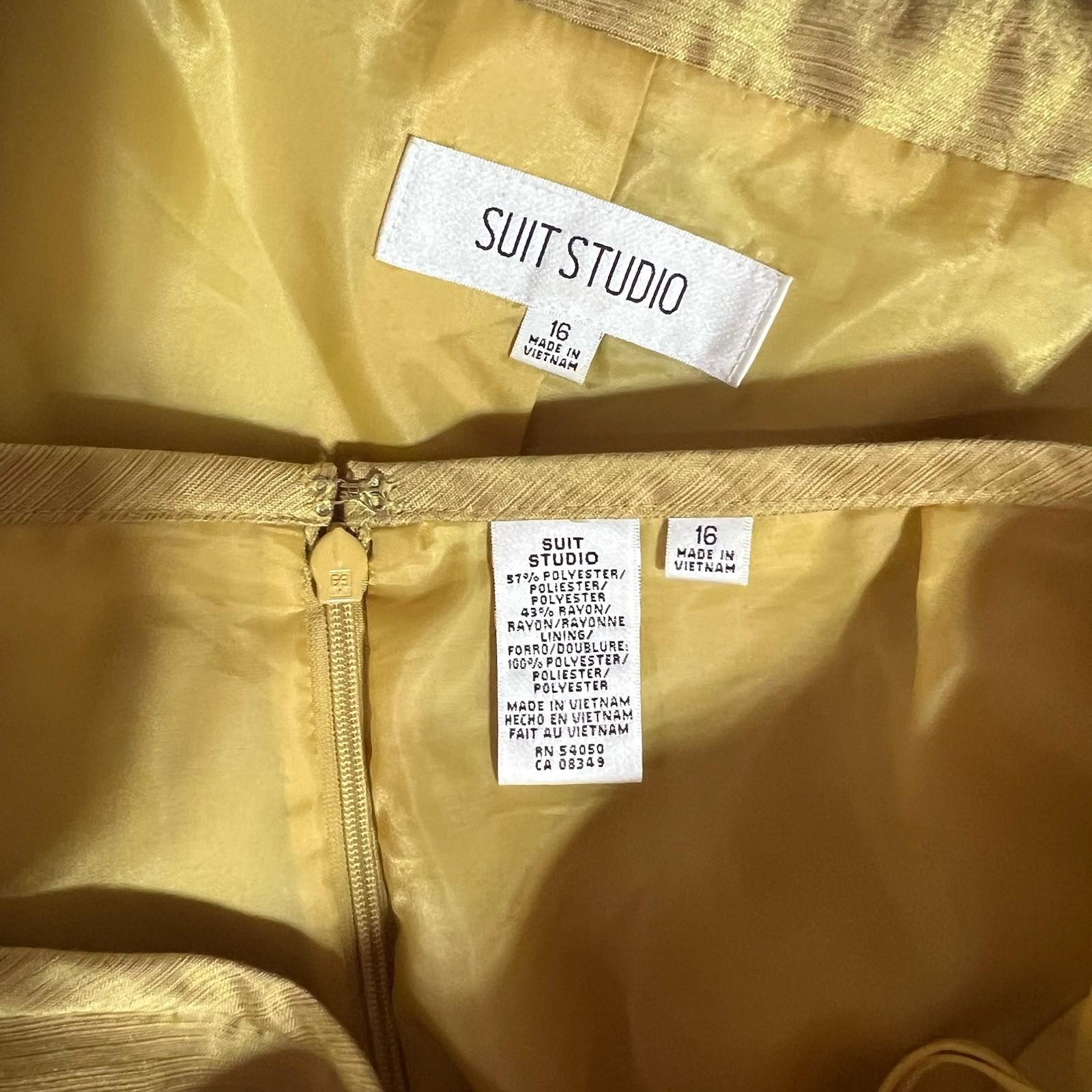 Suit Studio Polyester Blend Skirt Suit 16 Gold Green Metallic Cocktail Pockets