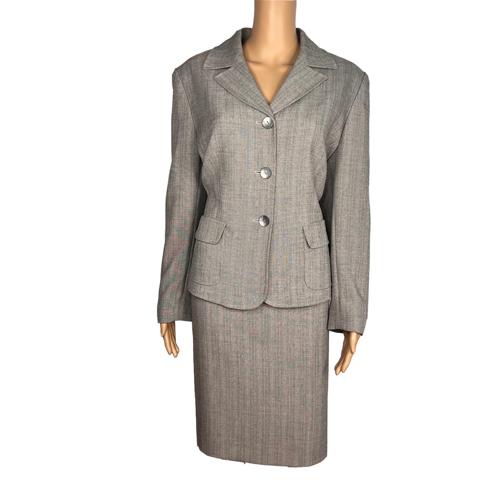 Le Suit Women Polyester Spandex Skirt Suit Size 14P Gray Lined Pockets 2PC