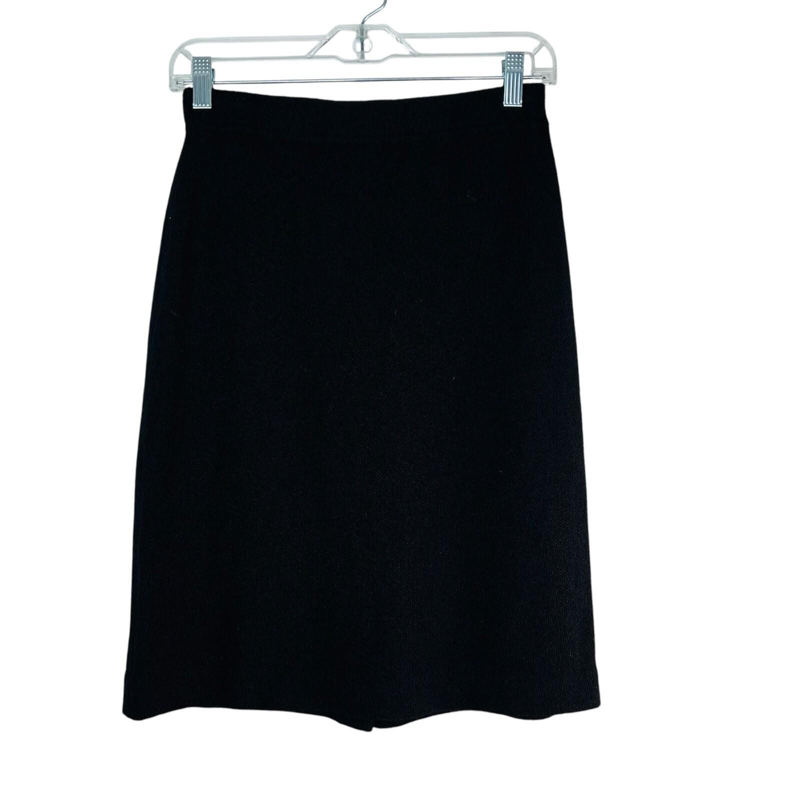 St John Collection Tight Knit Stretch Skirt Size 4 Black Pencil Quiet Luxury