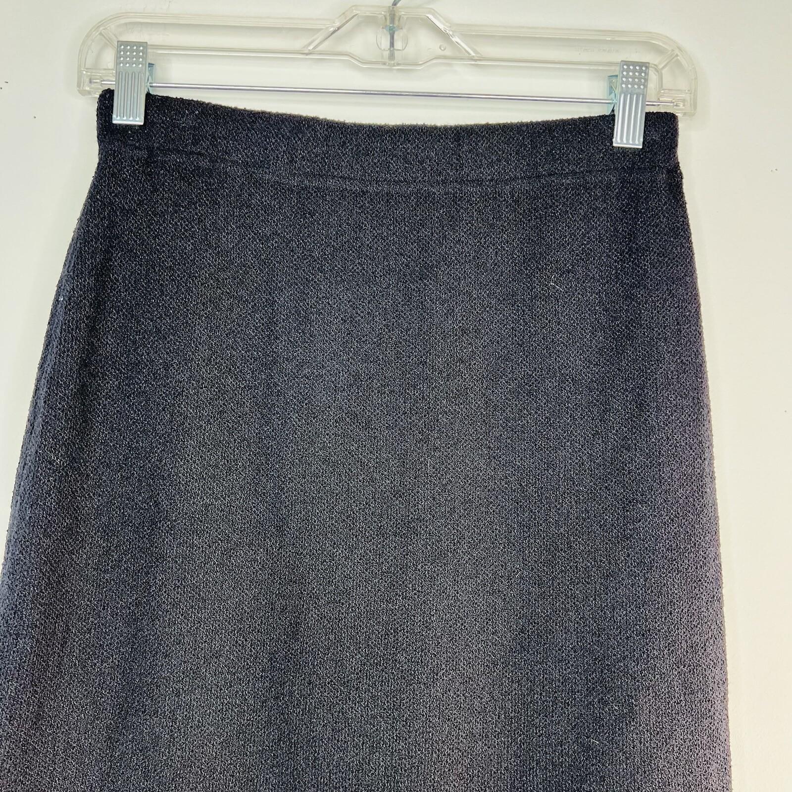 St John Collection Tight Knit Stretch Skirt Size 4 Black Pencil Quiet Luxury